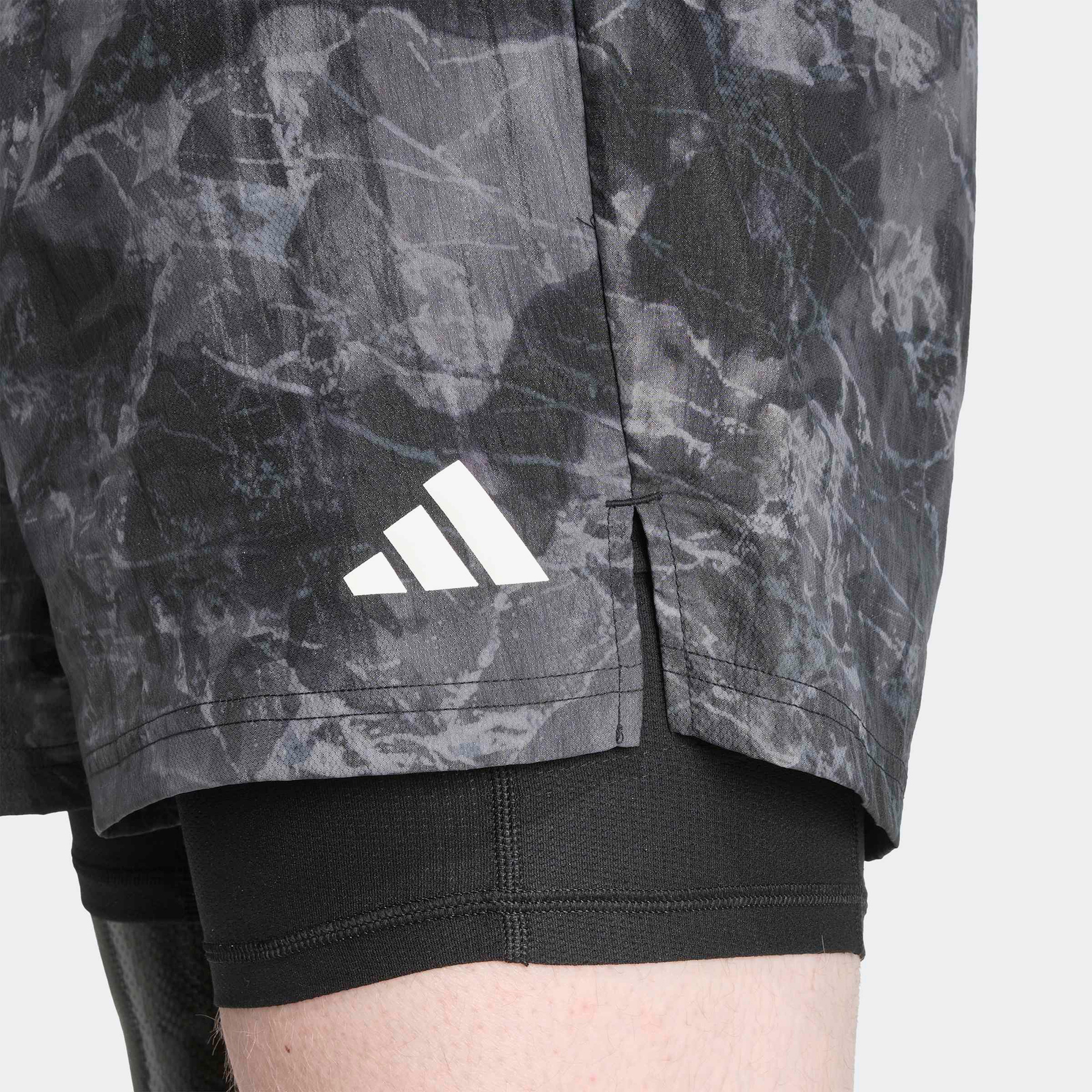 adidas Own The Run Spray Dye 2in1 Erkek Gri Koşu Şortu
