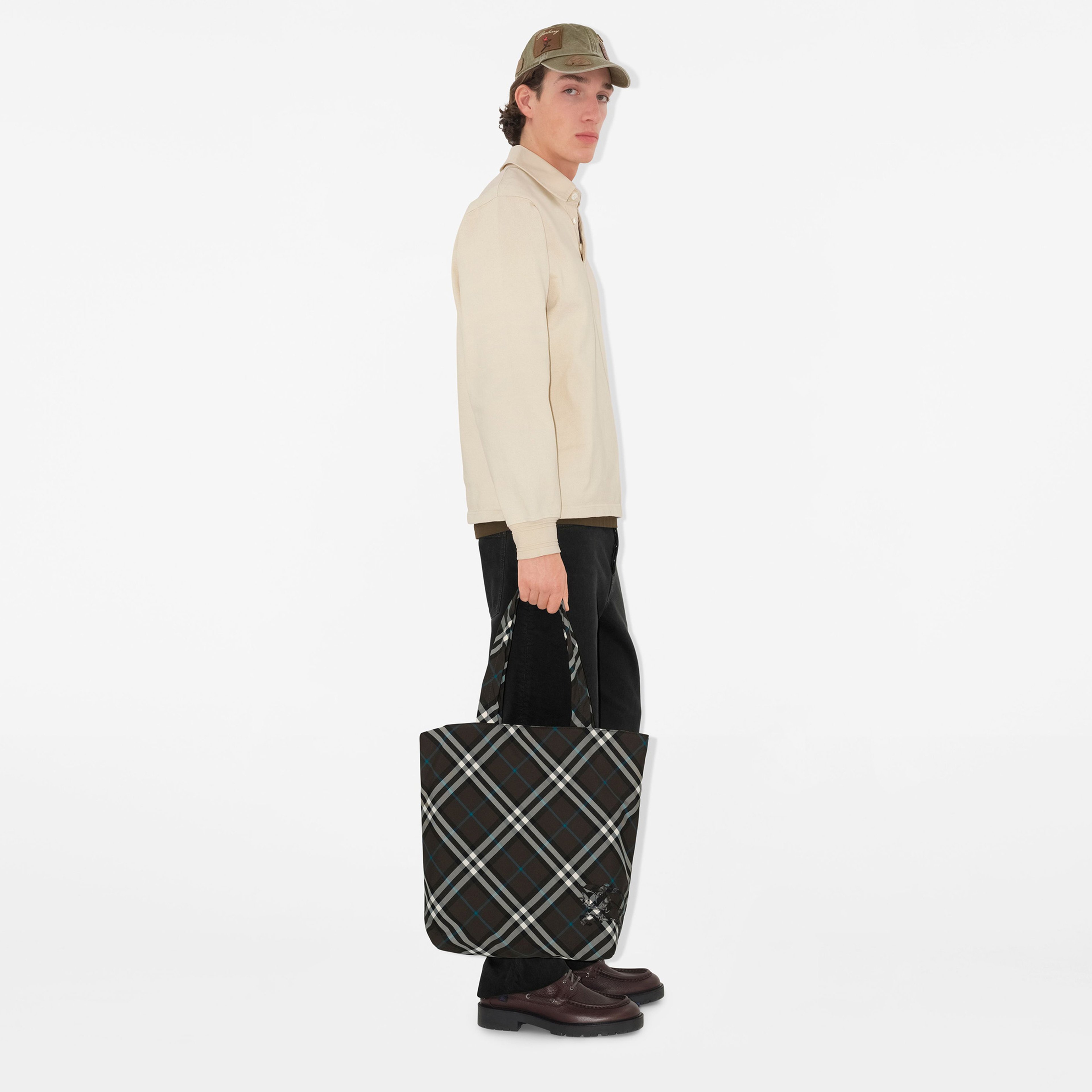 Burberry Classics Erkek Haki El Çantası