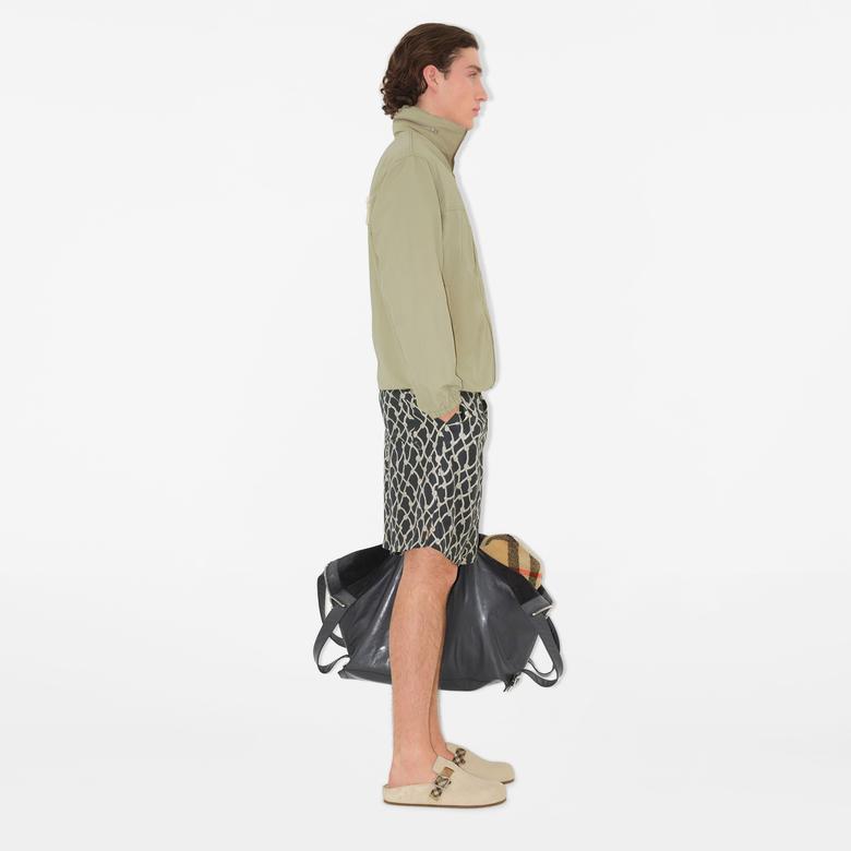 Burberry Tec Knot Logo Nylon Erkek Krem Mont