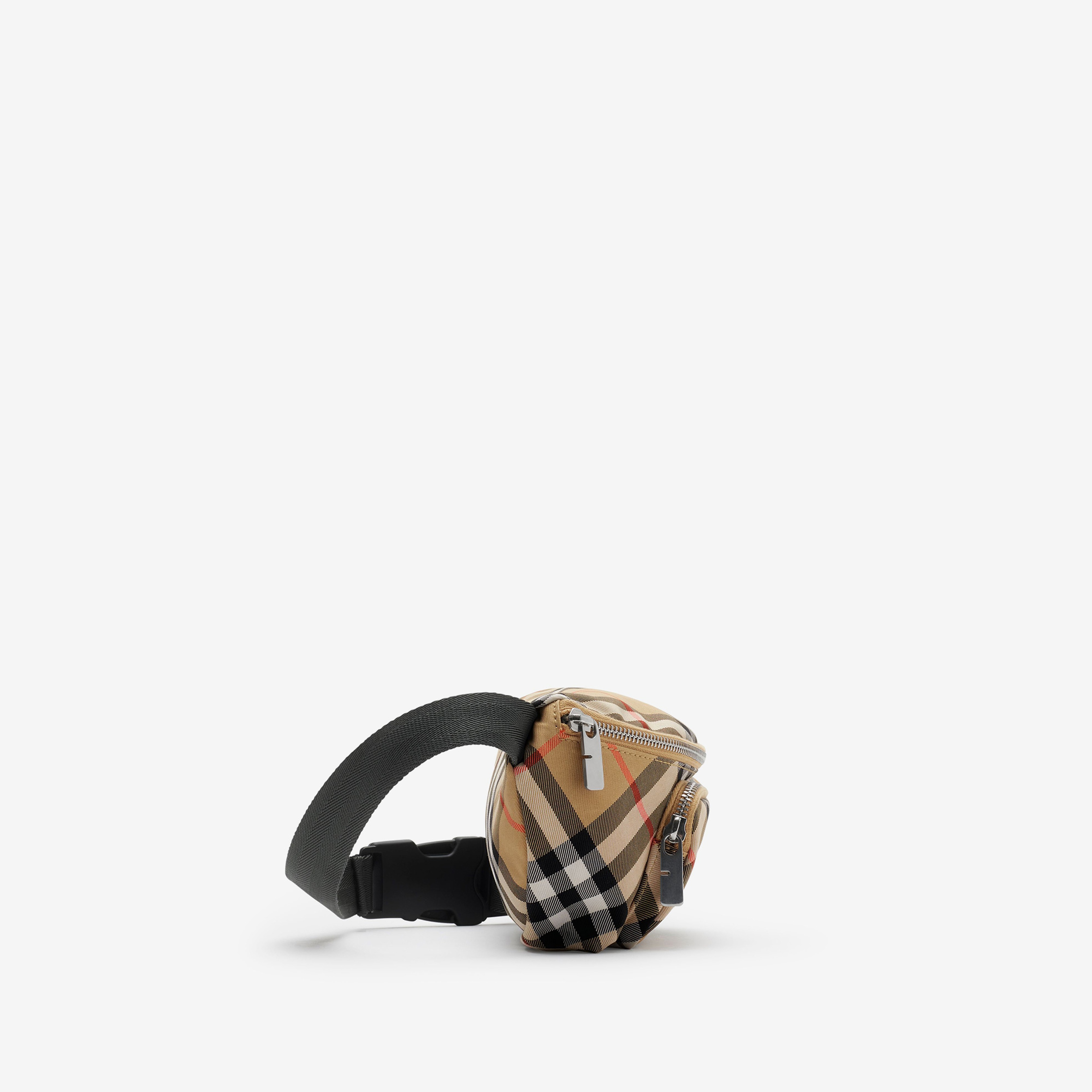 Burberry Classics Small Erkek Bej Bel Çantası