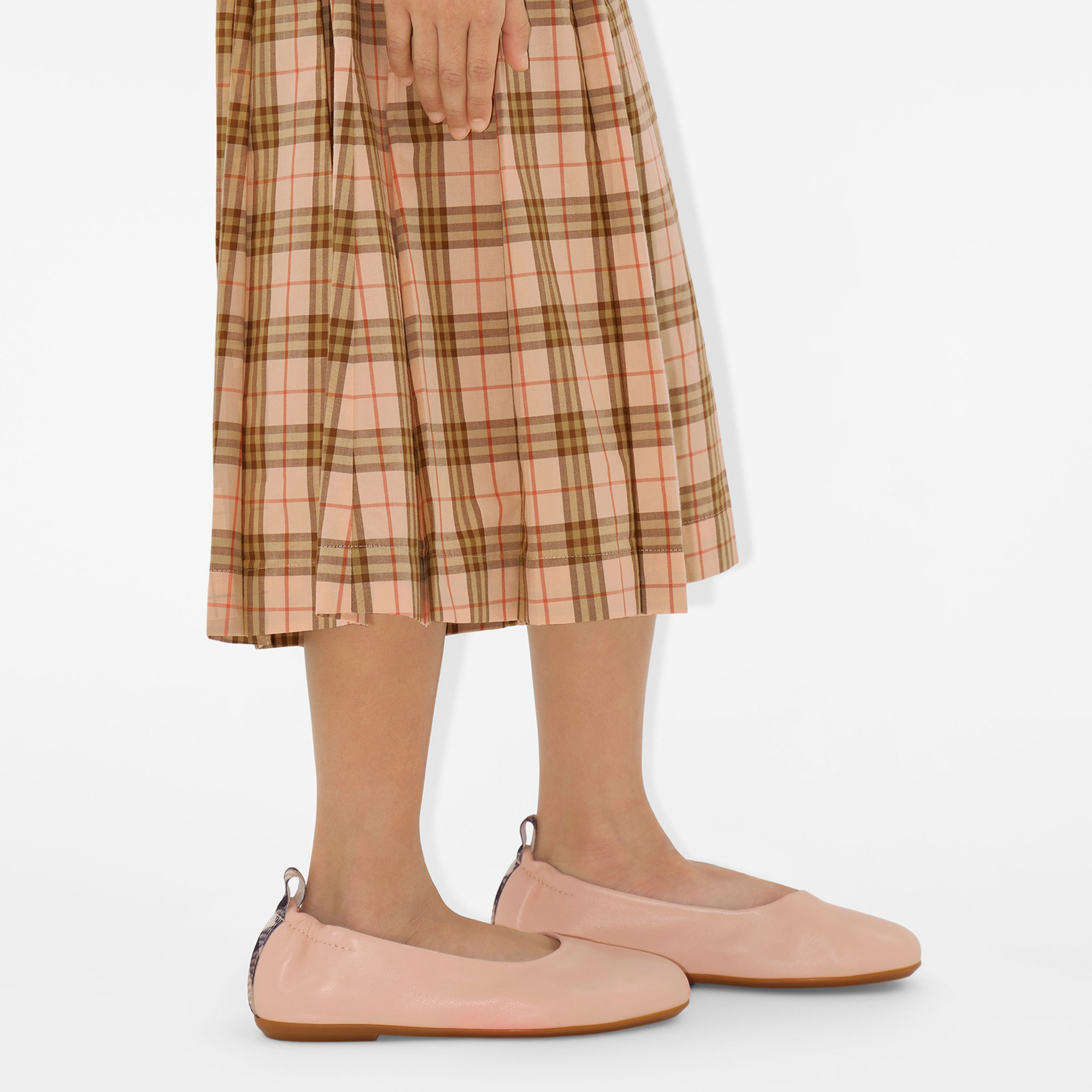 Burberry Chaterley Leather Çocuk Pembe Babet