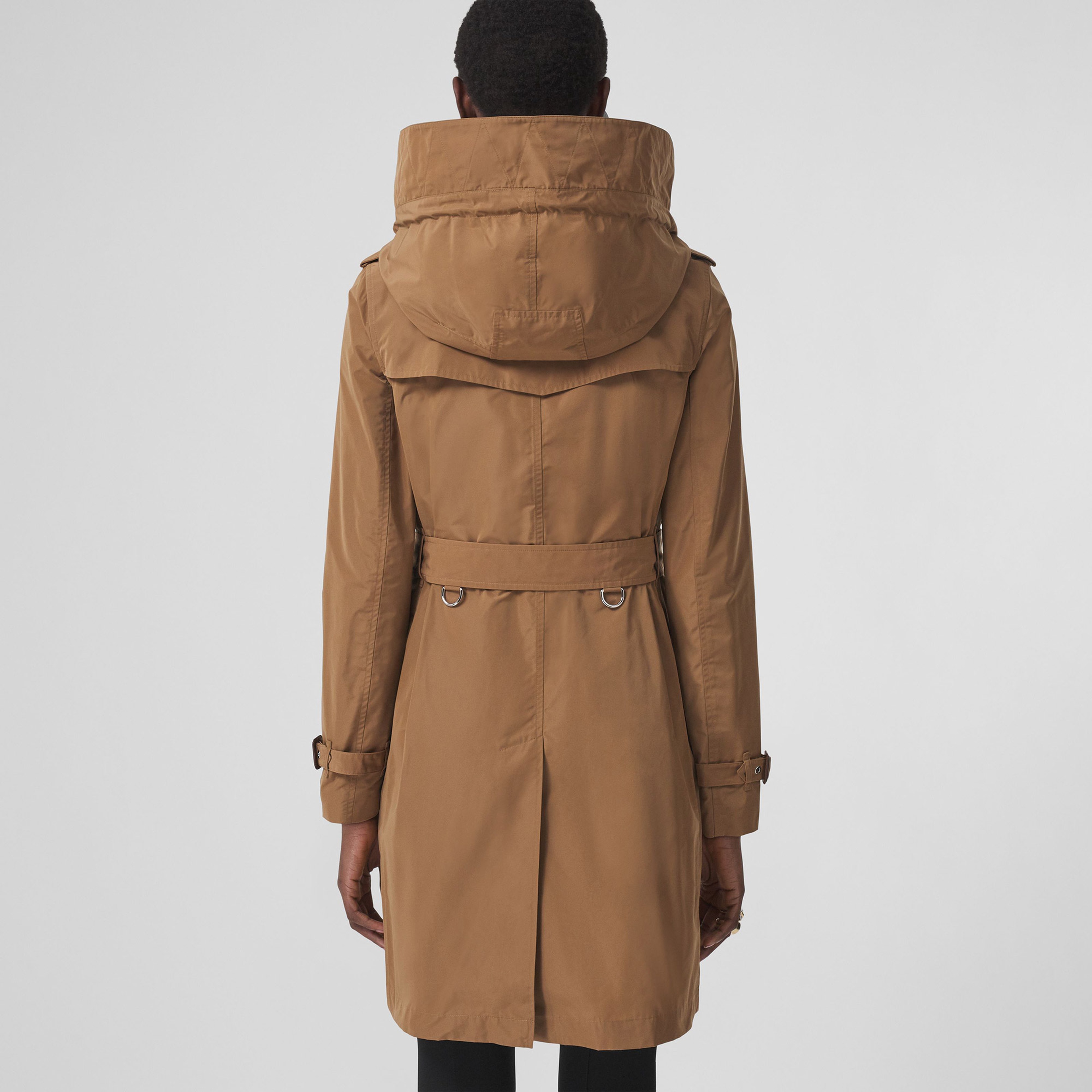Burberry W20 Detachable Hood Taffeta Kensington Kadın Bej Trençkot