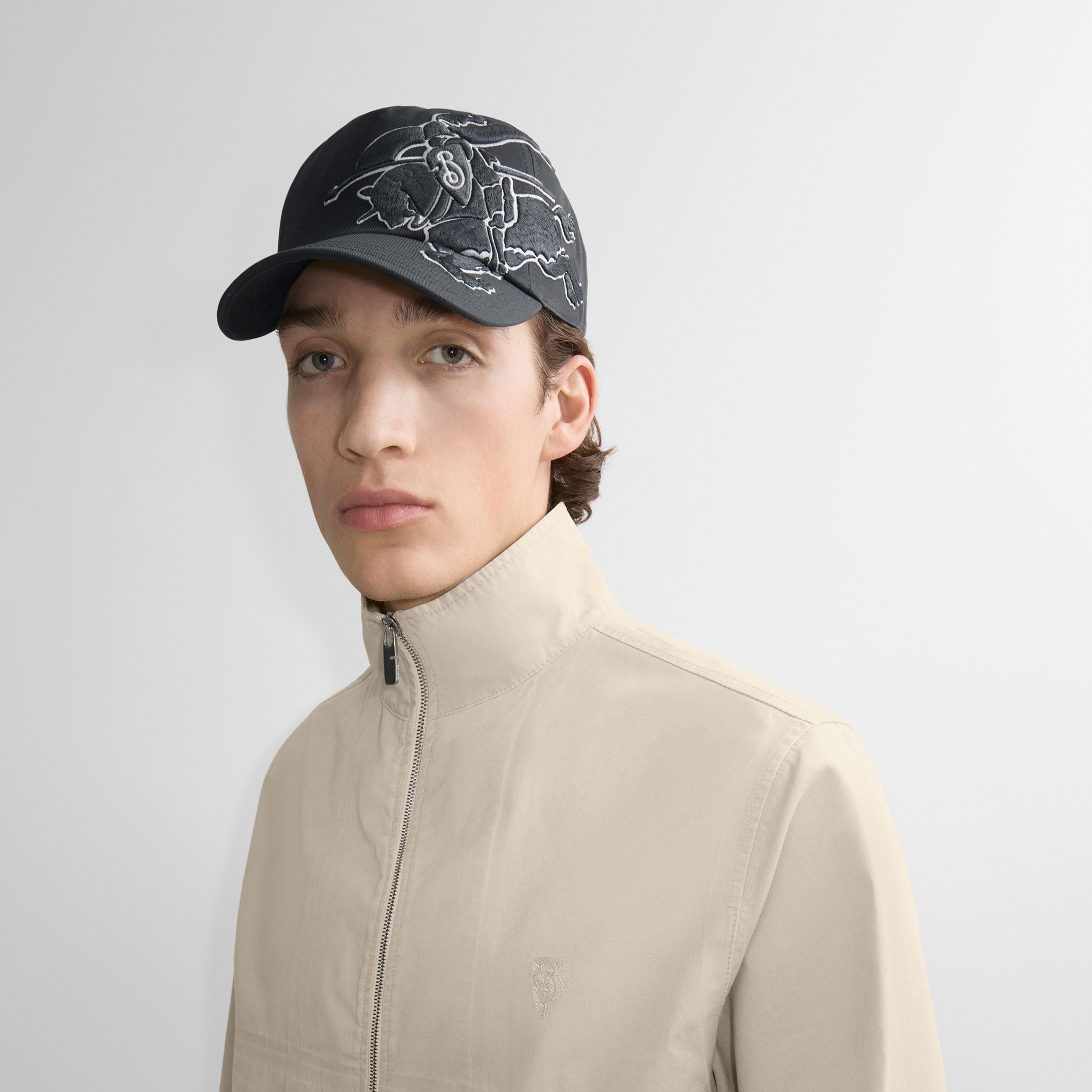 Burberry Jumpy Cotton Baseball Erkek Gri Şapka