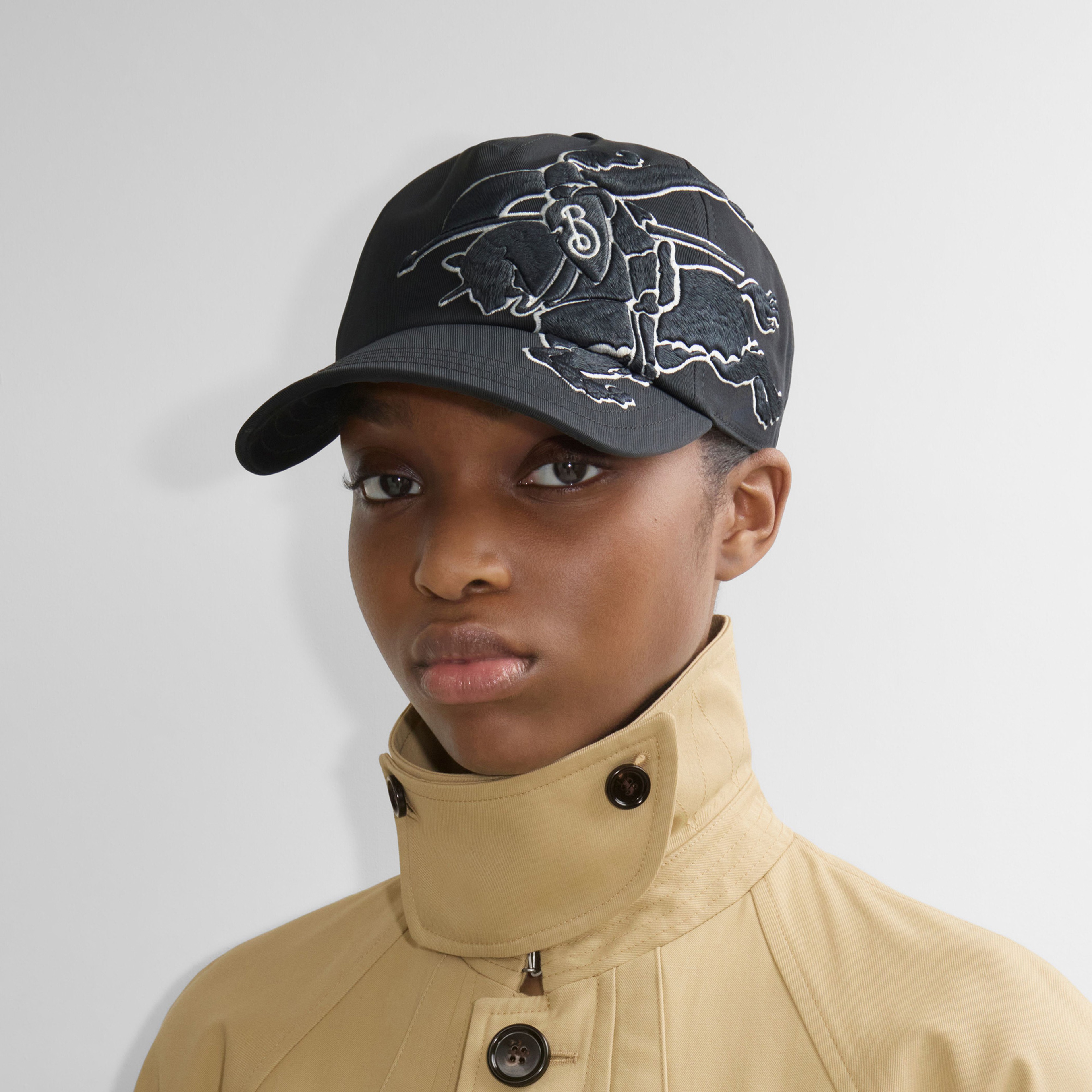 Burberry Jumpy Cotton Baseball Erkek Gri Şapka