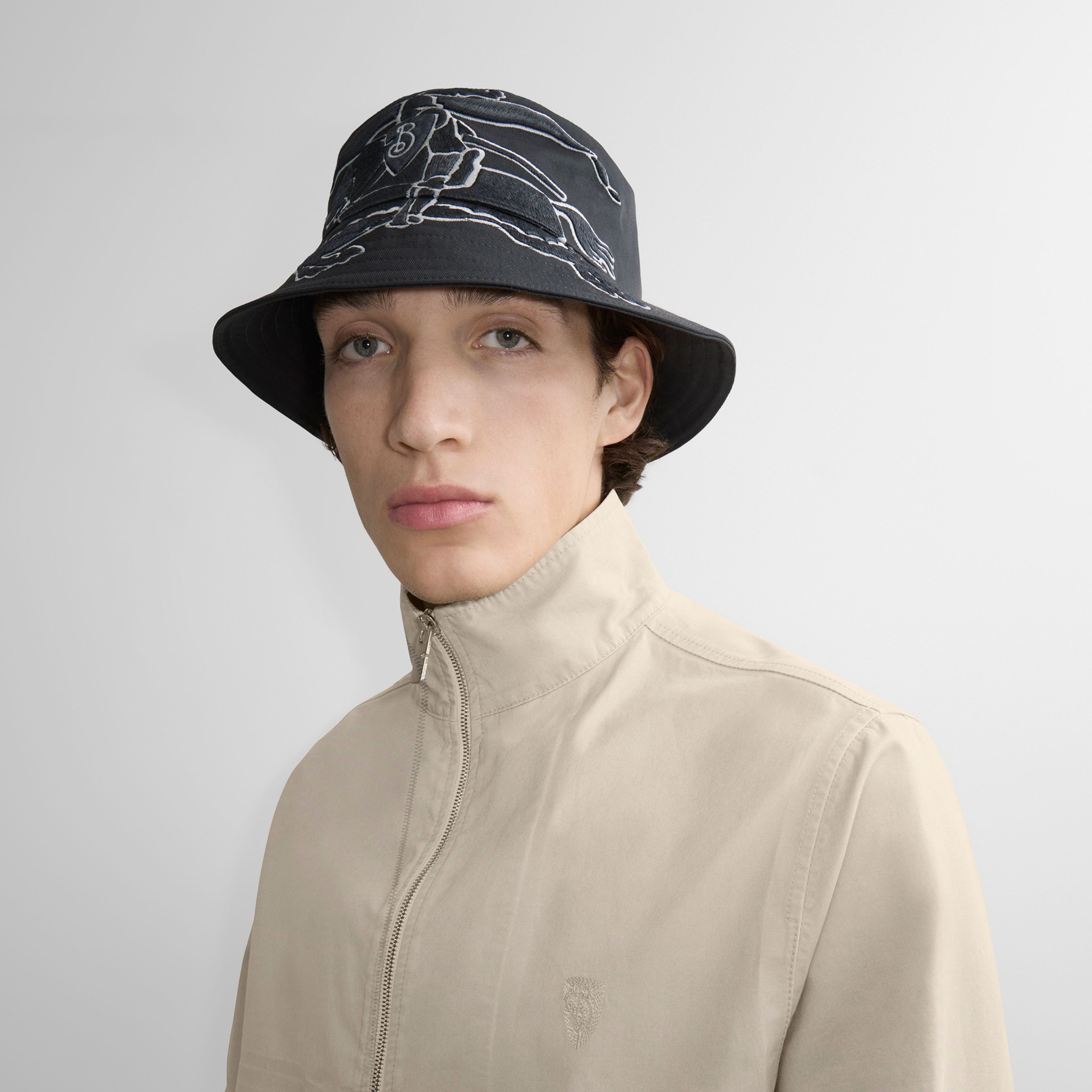 Burberry Jumpy Cotton Bucket Erkek Gri Şapka