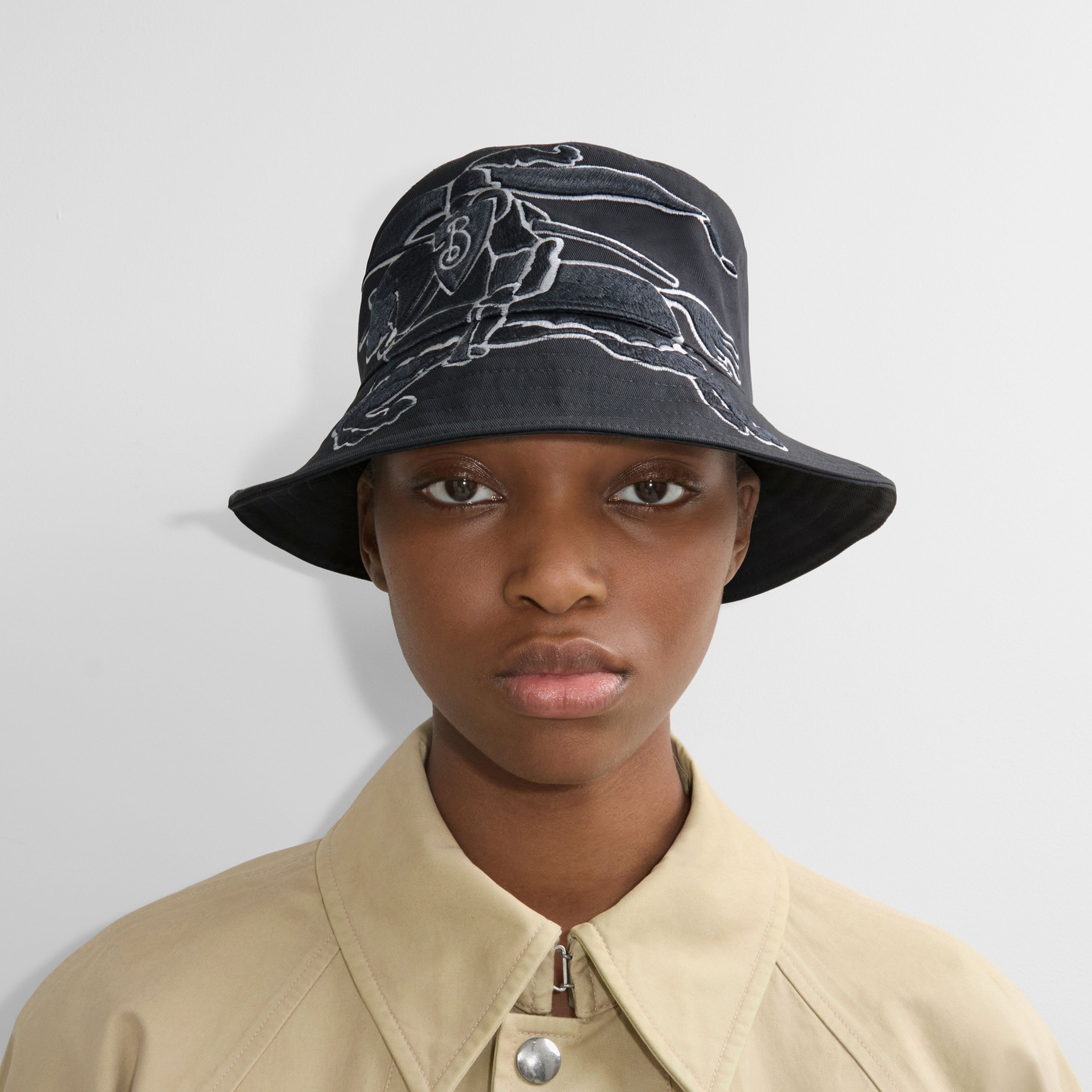 Burberry Jumpy Cotton Bucket Erkek Gri Şapka