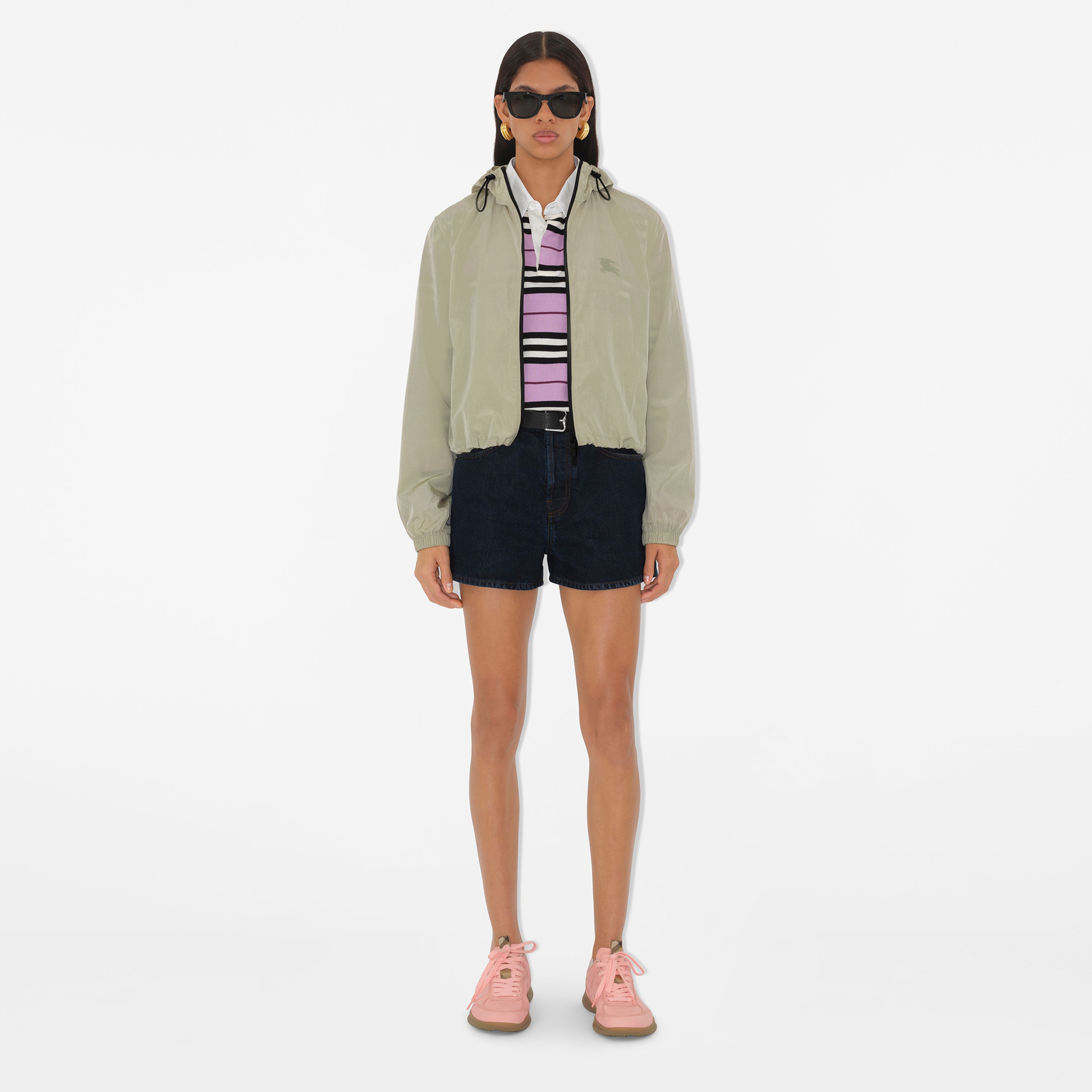 Burberry Tri Badge Nylon Kadın Krem Mont