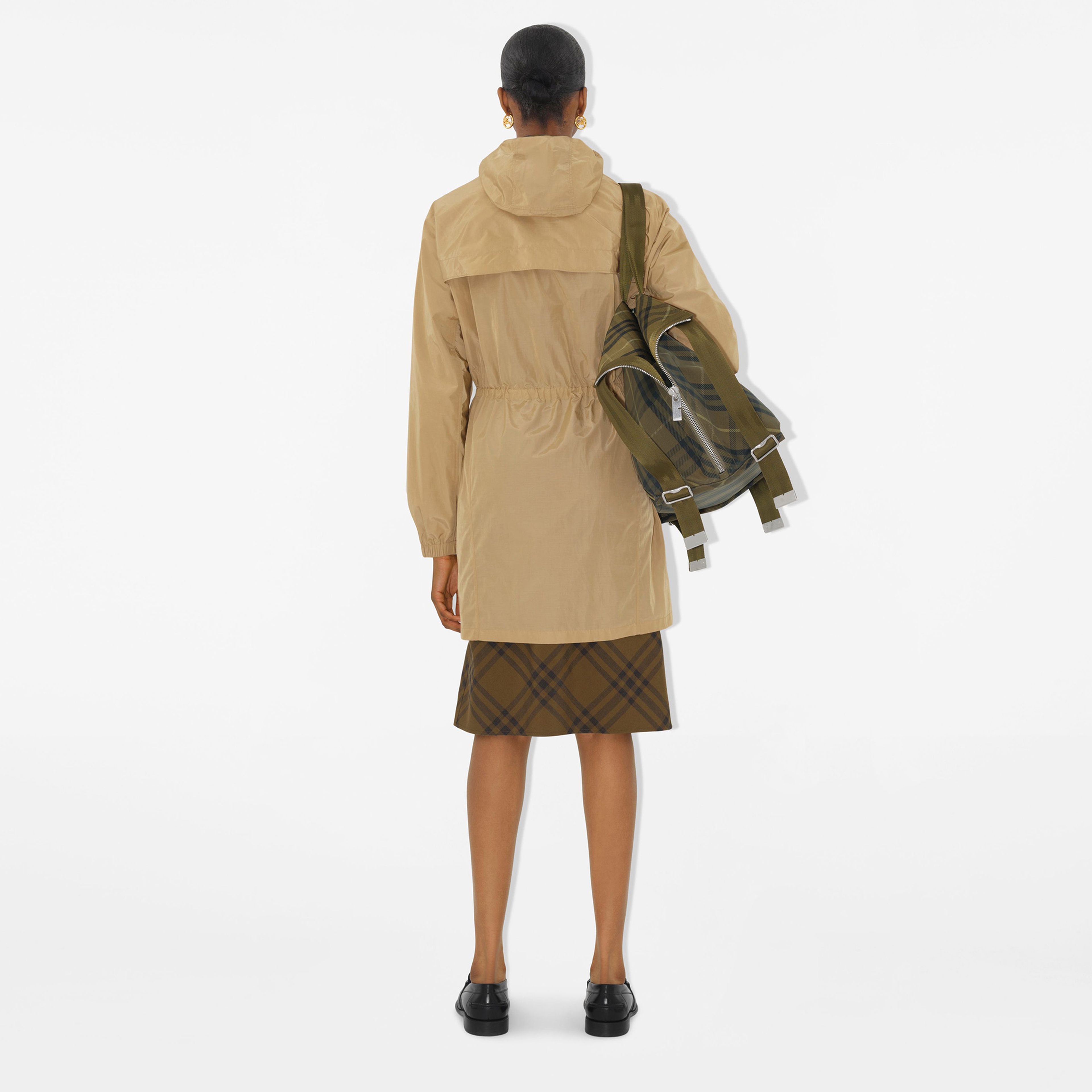 Burberry Cie Nylon Cotton Kadın Bej Mont