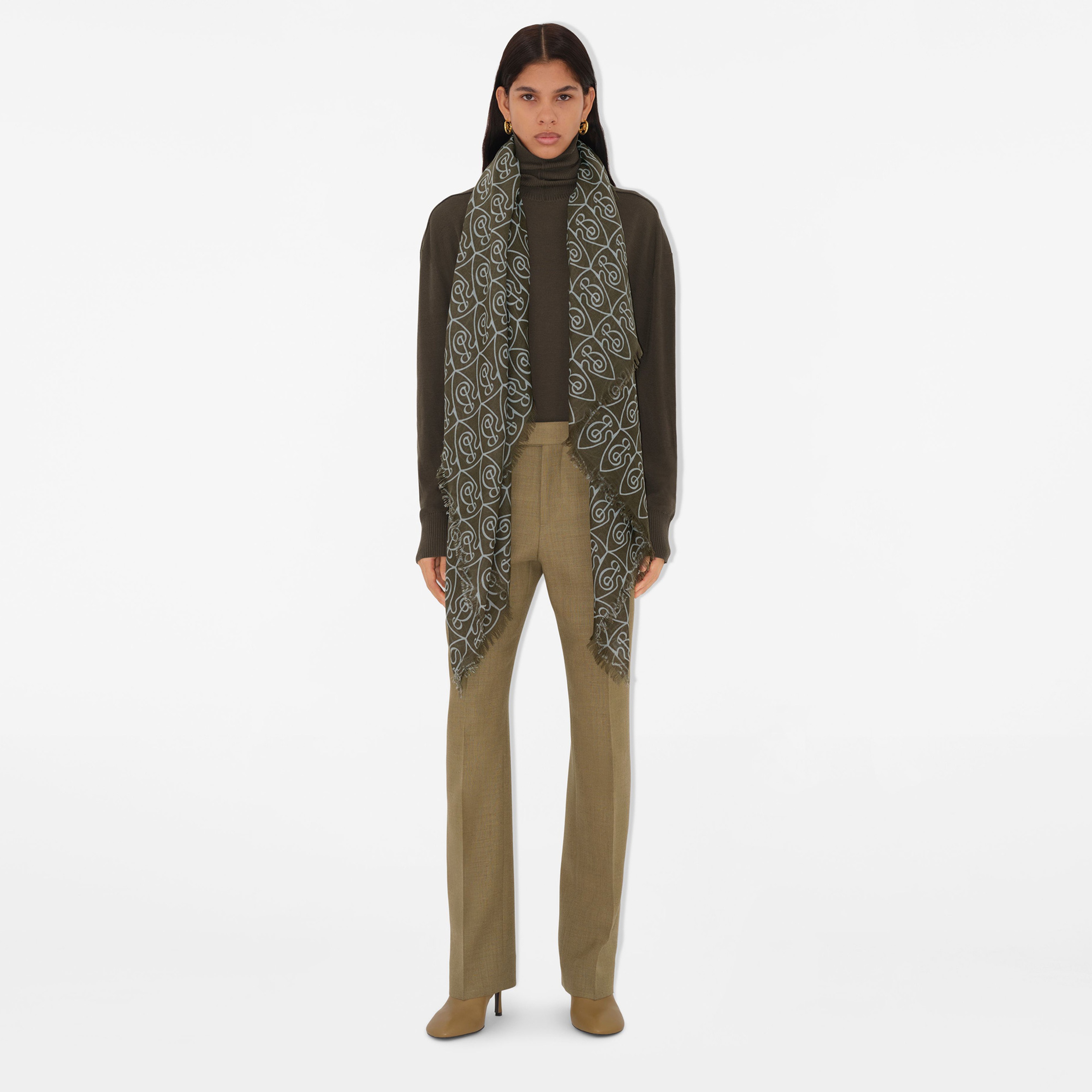 Burberry Repeat Shield Wool Kadın Haki Şal