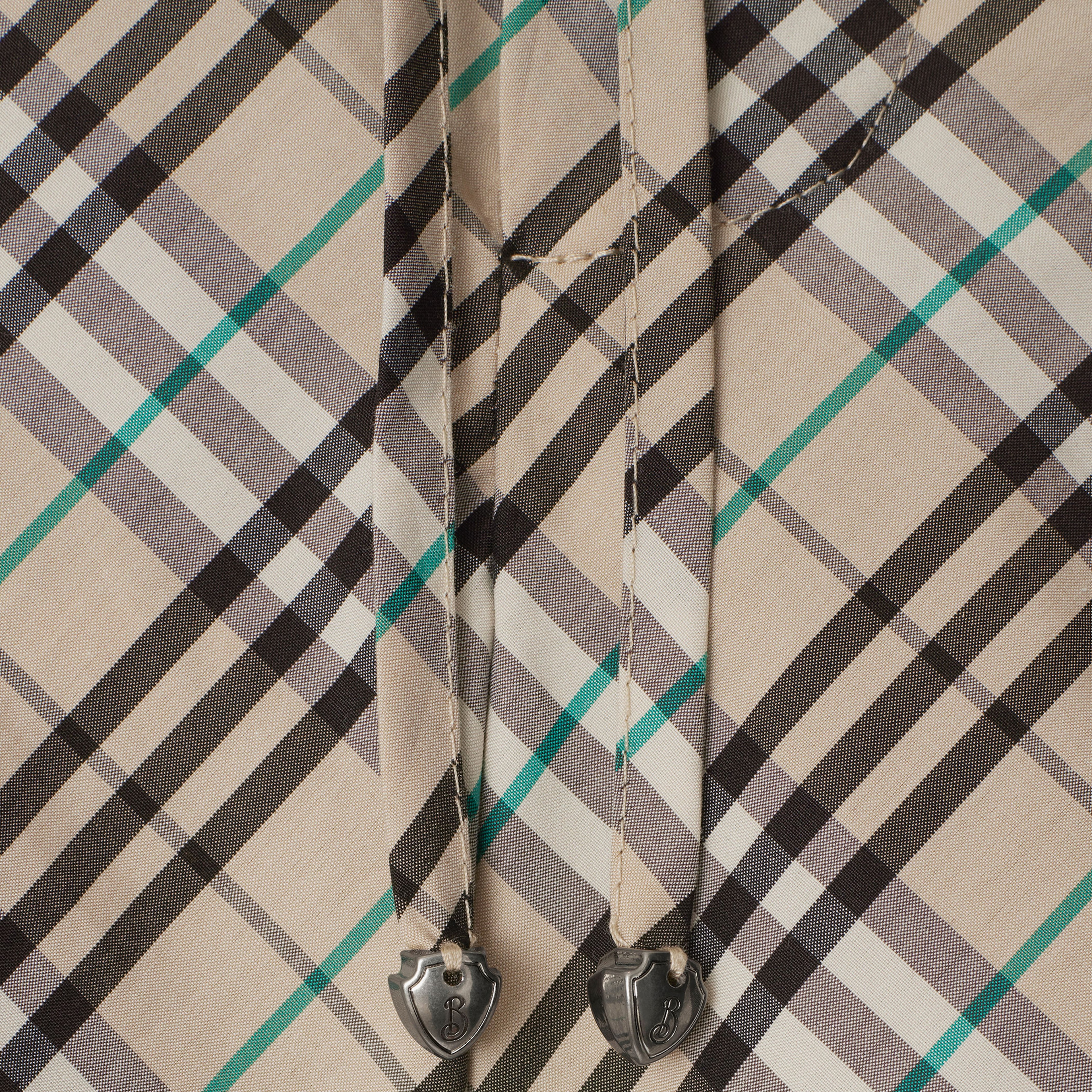 Burberry Tec Cotton Kadın Bej Şort