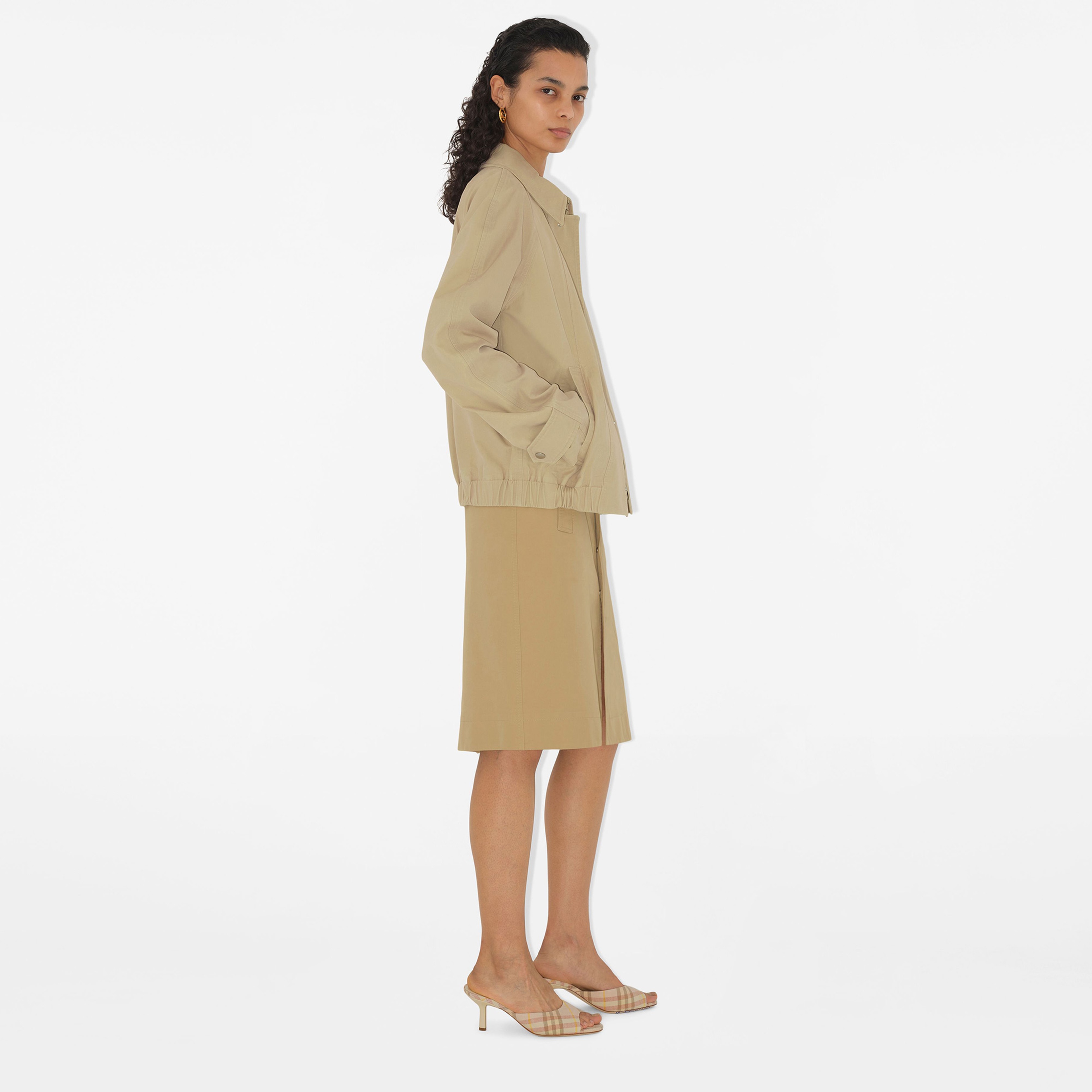 Burberry Linen Blend Mews Low Mules Kadın Krem Topuklu Terlik