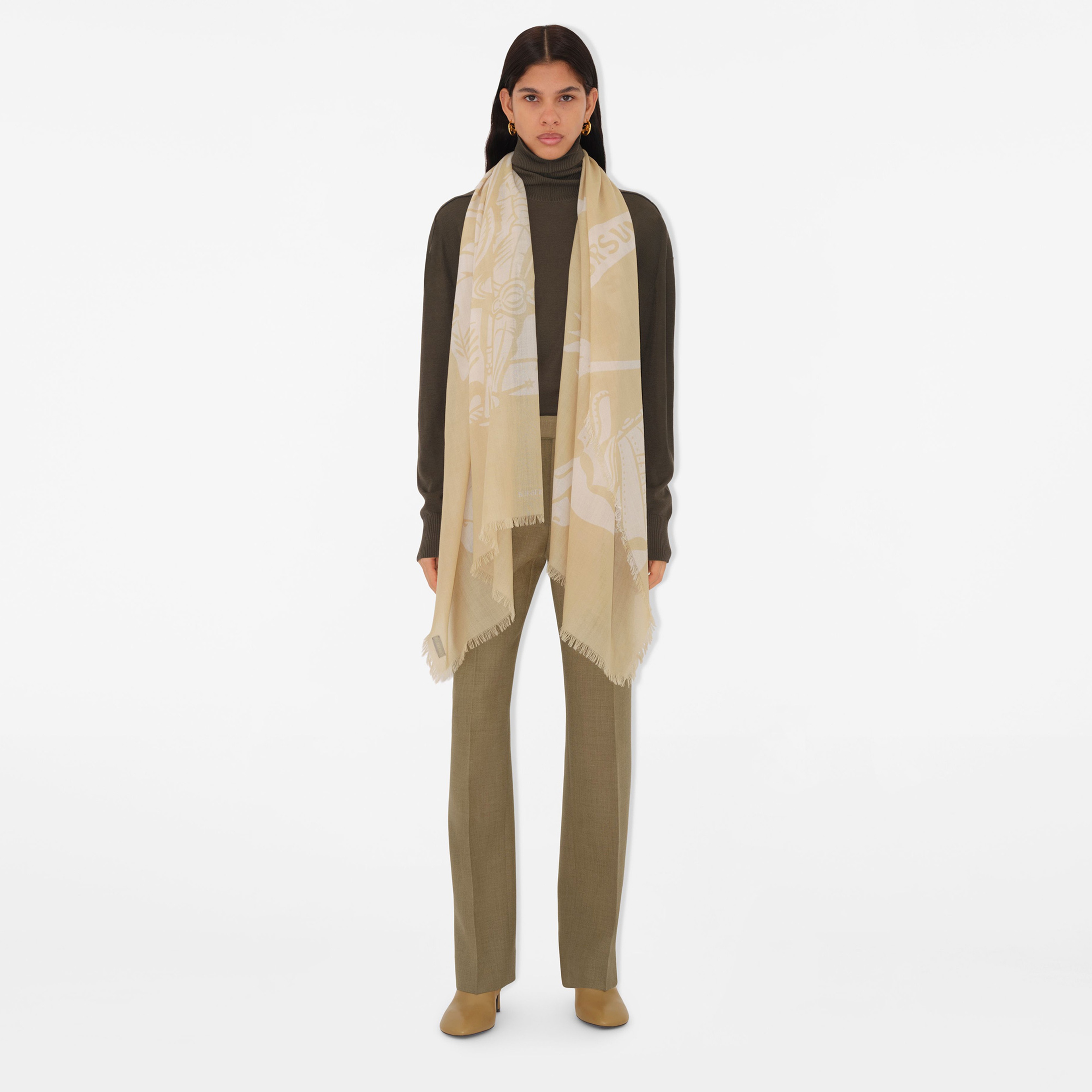 Burberry Large Wool Kadın Bej Şal