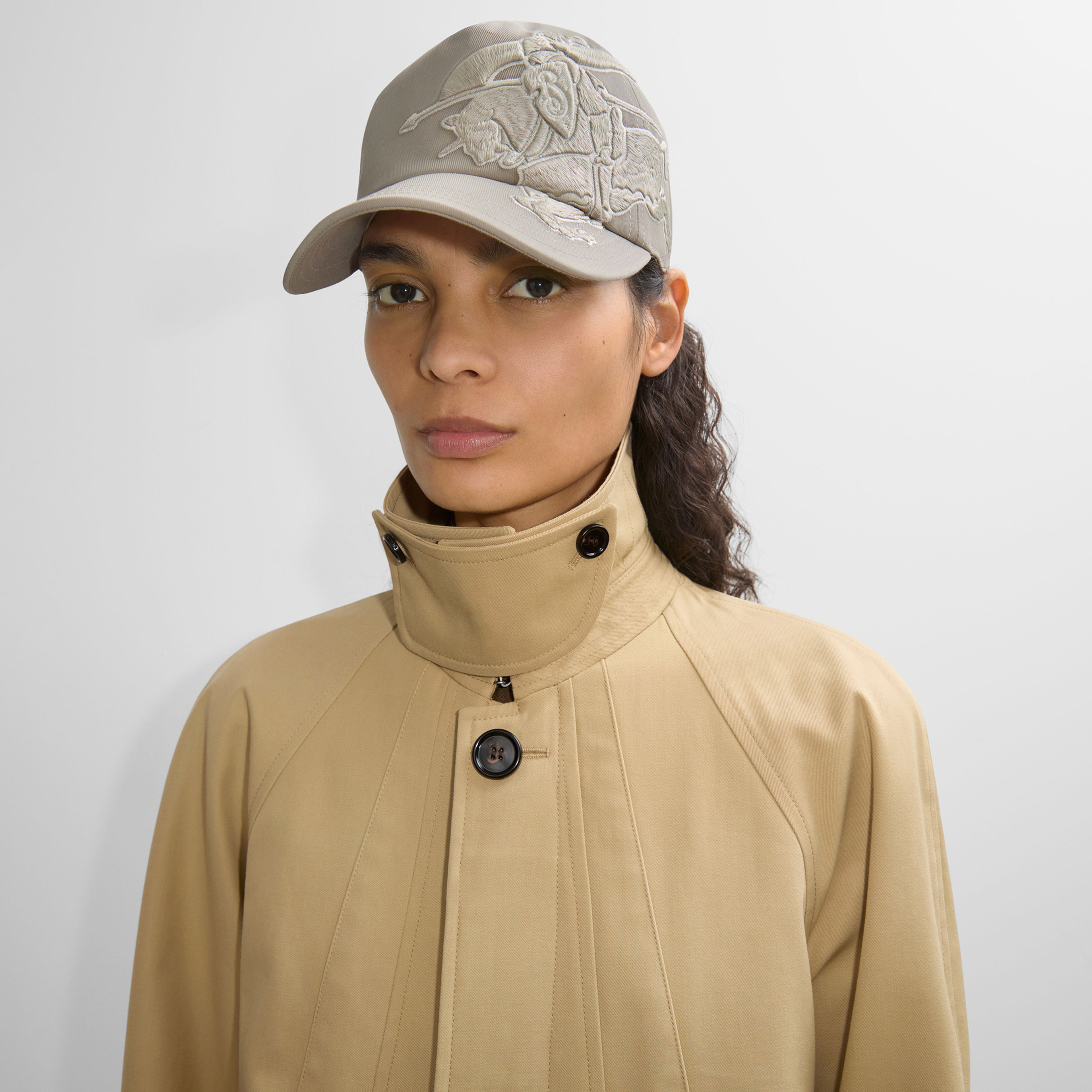 Burberry Jumpy Cotton Baseball Erkek Krem Şapka