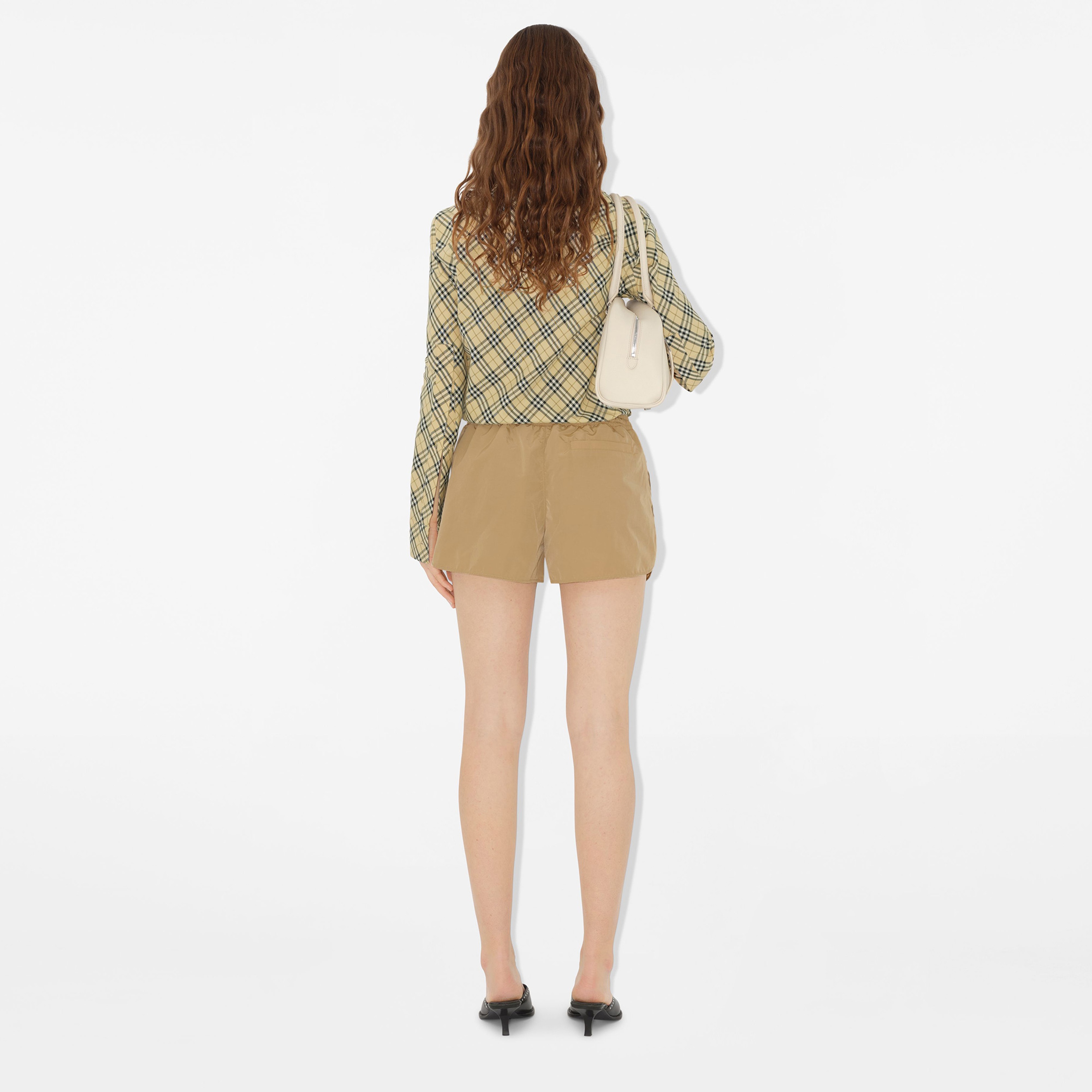 Burberry Cie Nylon Cotton Kadın Bej Şort