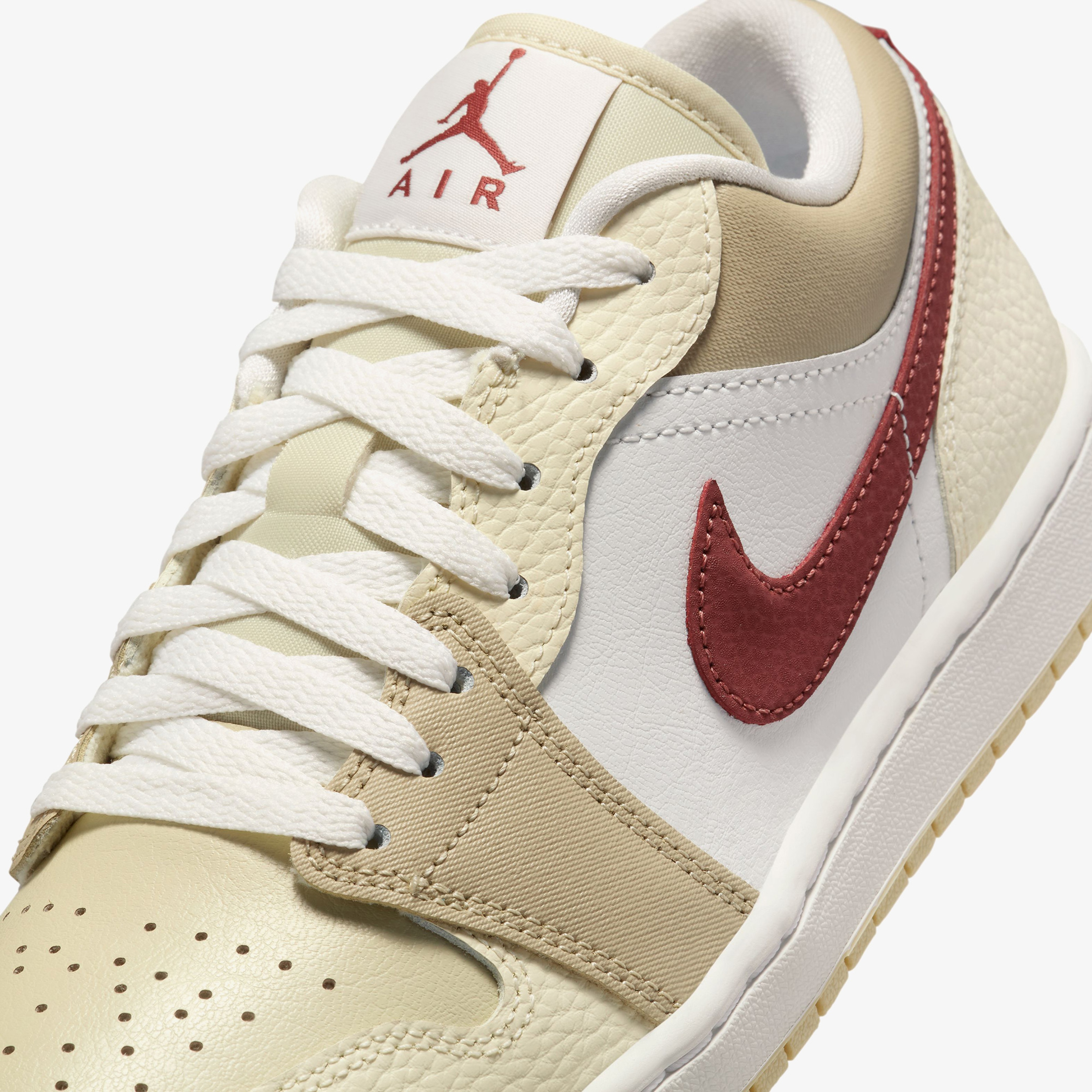 Nike Air Jordan 1 Low Erkek Beyaz Sneaker