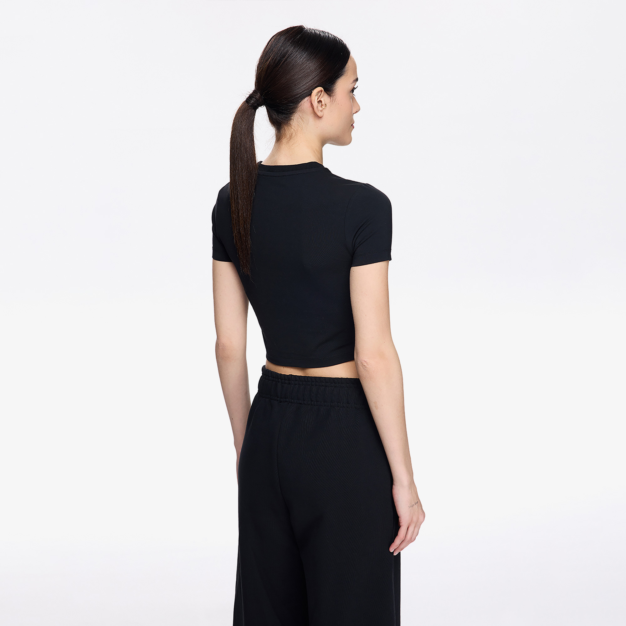 Les Benjamins Classic 410 Kadın Siyah Crop T-Shirt
