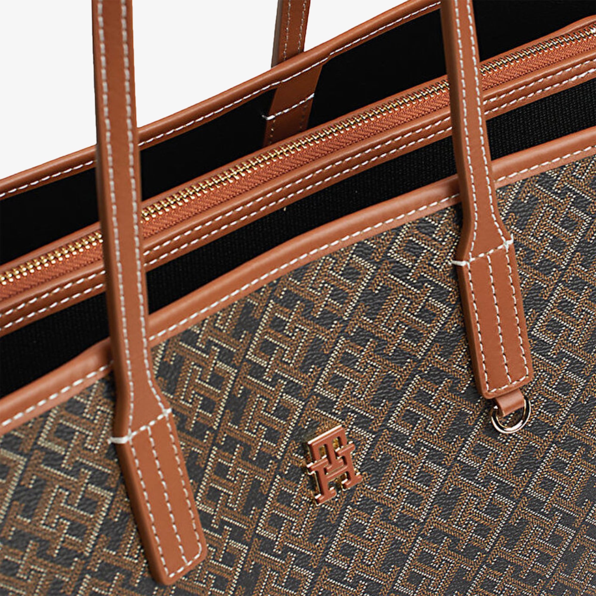 Tommy Hilfiger Kadın Siyah Çanta