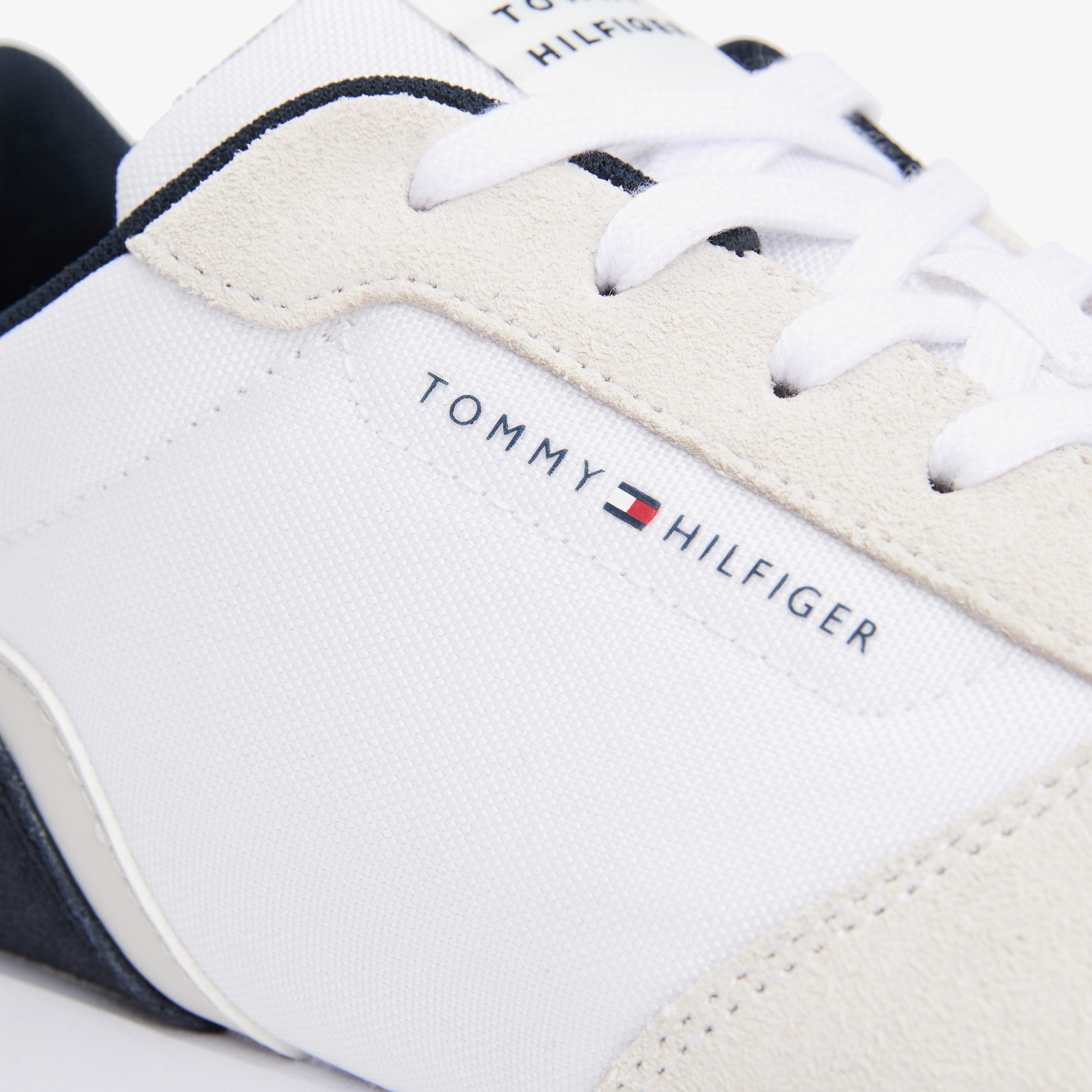 Tommy Hilfiger Suede Logo Erkek Beyaz Sneaker
