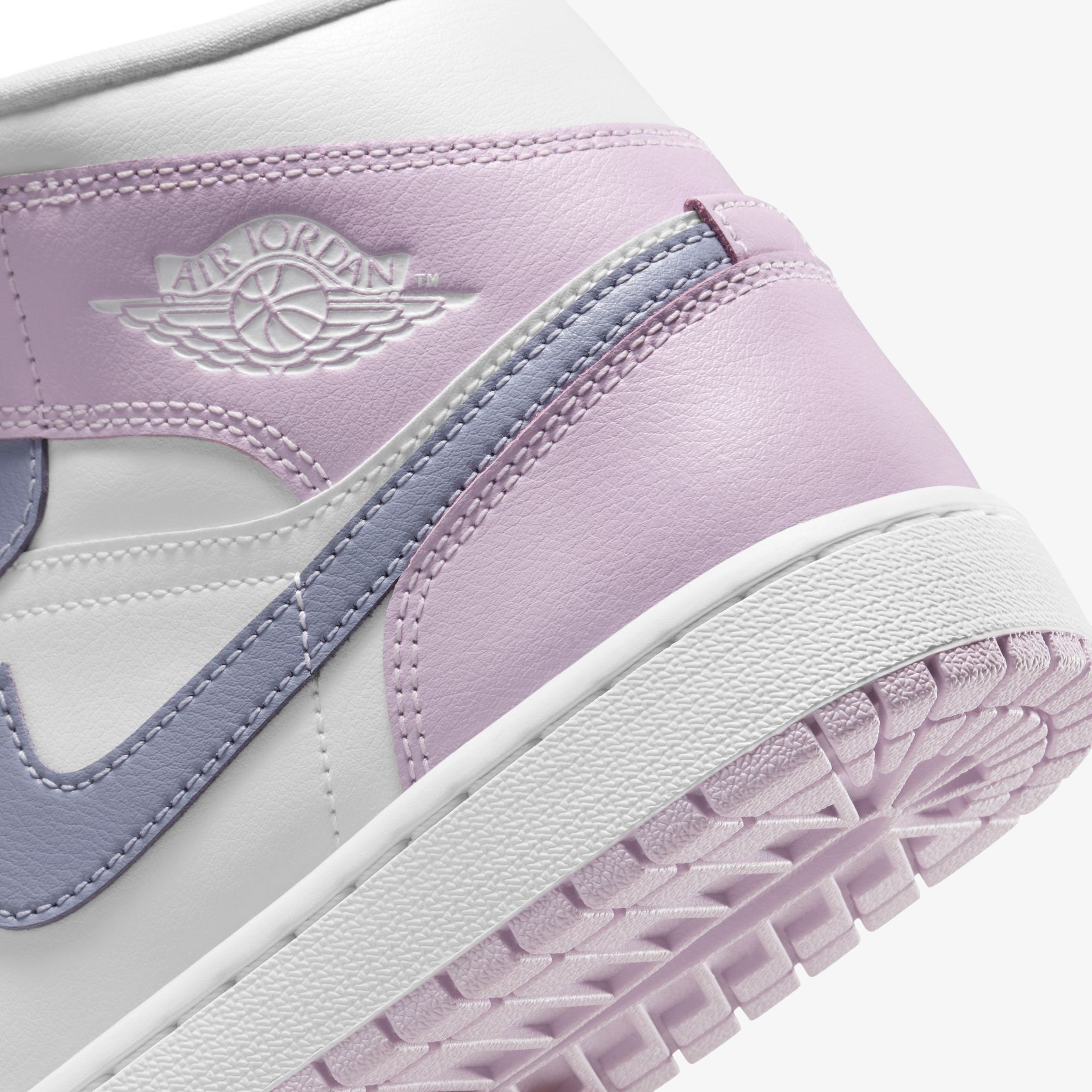 Nike Jordan 1 Mid 'Indigo Haze' Kadın Pembe Sneaker