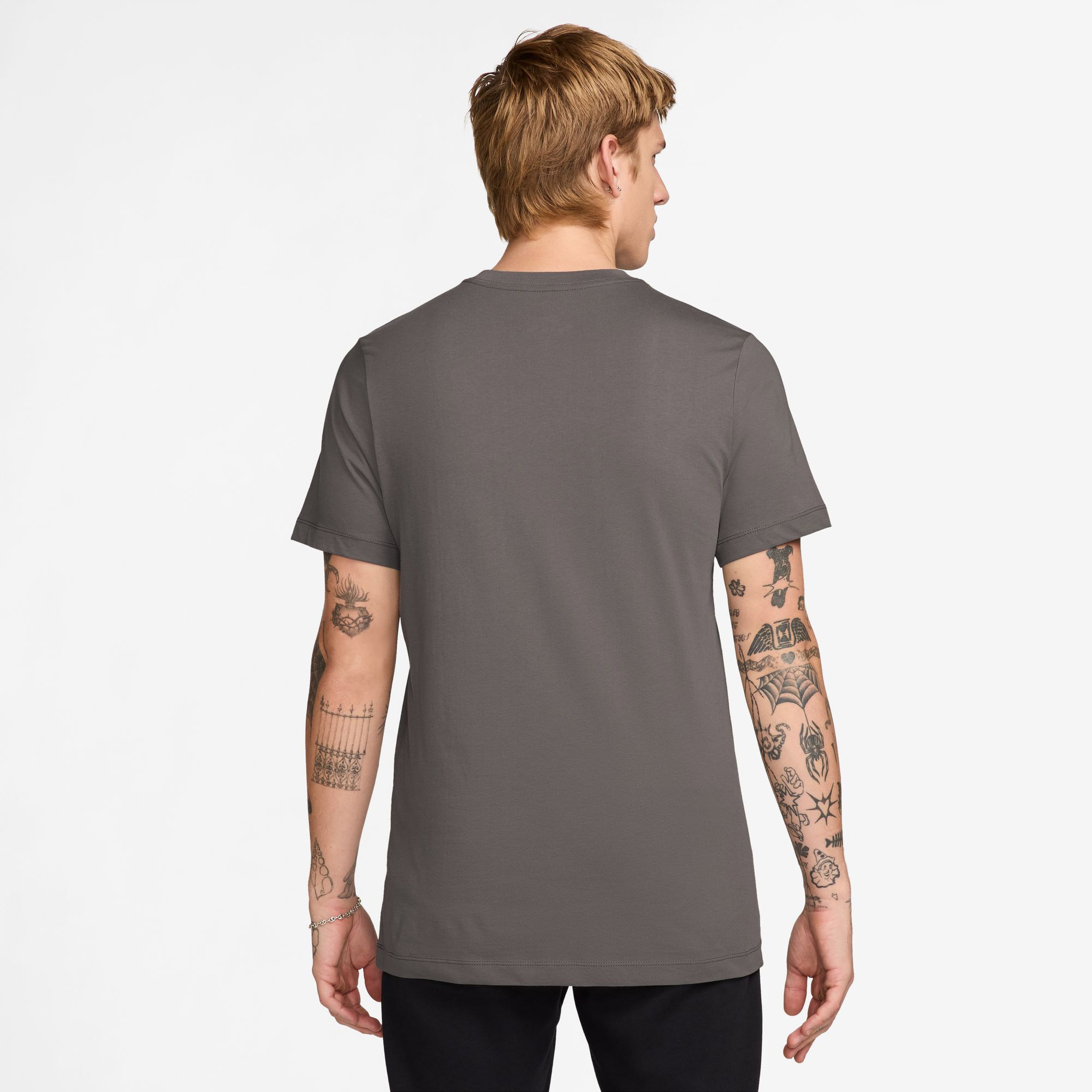 Nike Sportswear Air Gfx Erkek Kahverengi T-Shirt