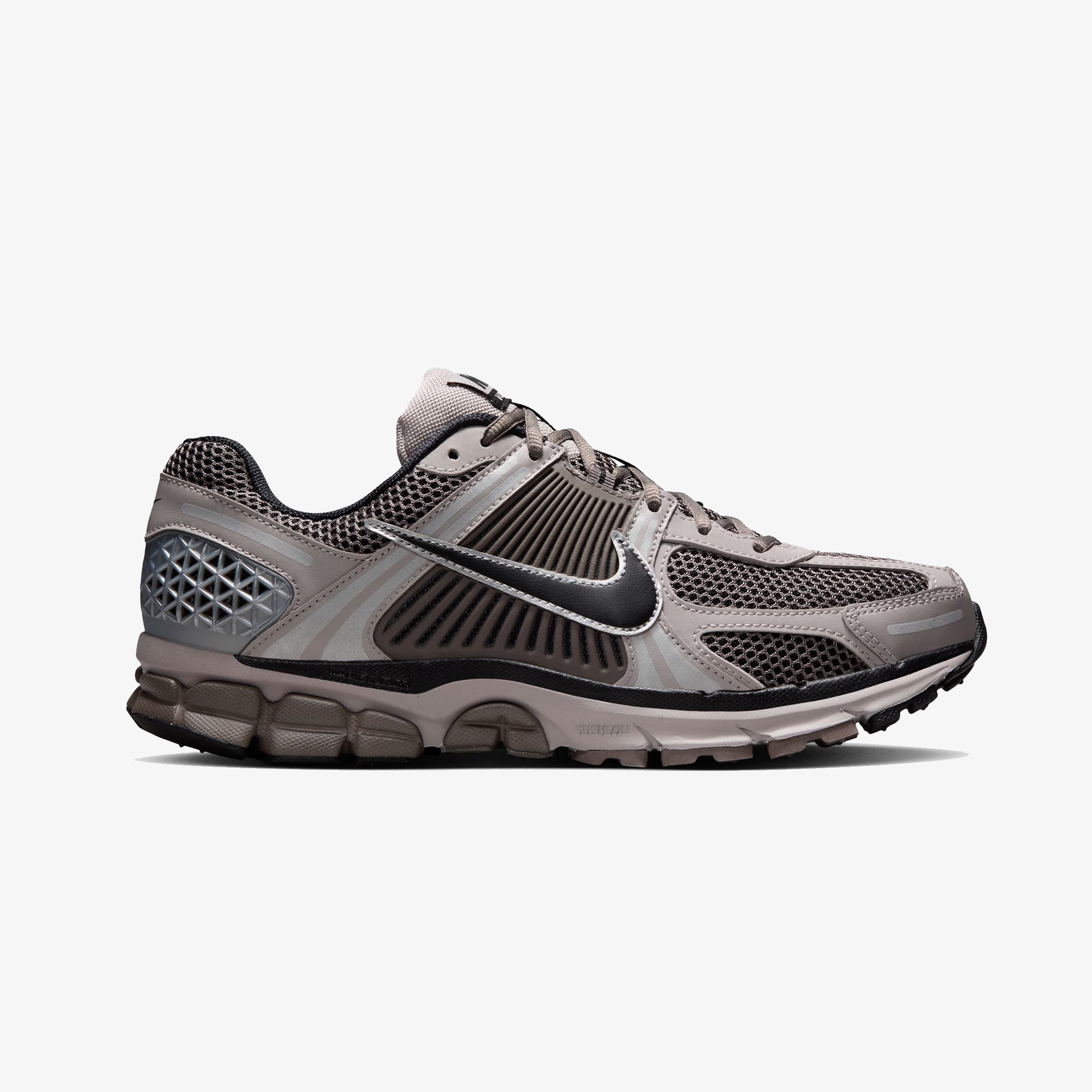 Nike Zoom Vomero 5 Erkek Gri Spor Ayakkabı