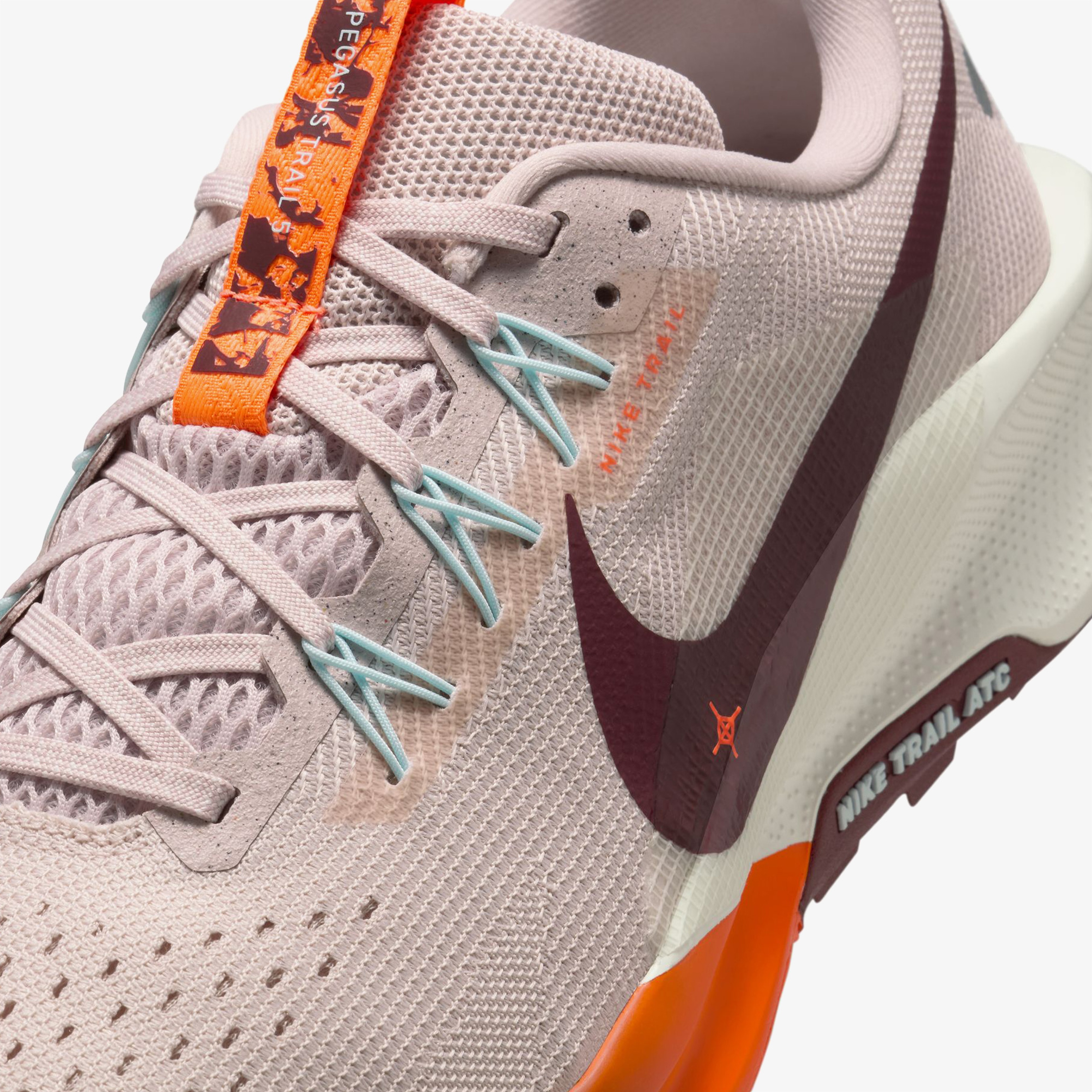 Nike Pegasus Trail 5 Erkek Kırmızı Koşu Ayakkabısı