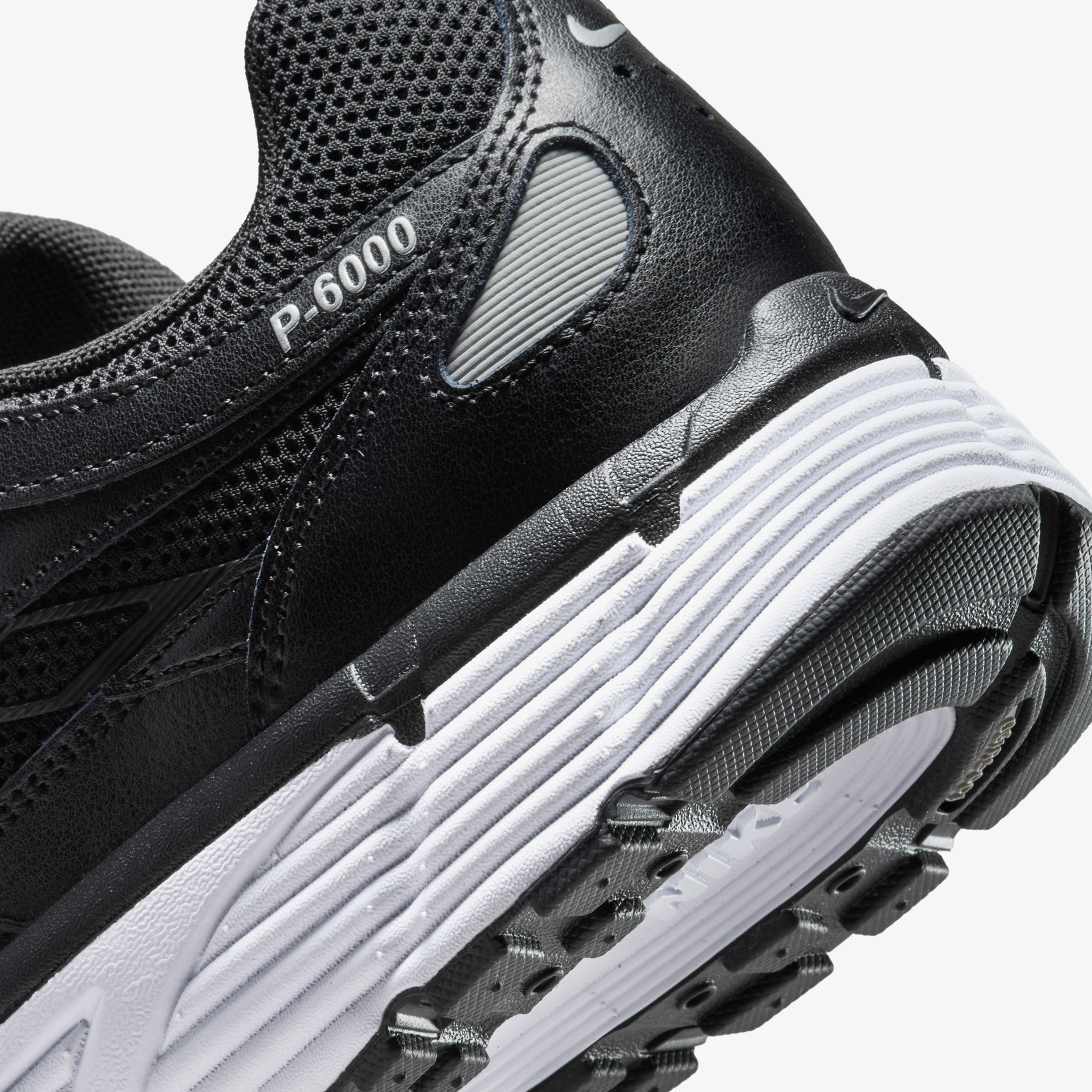 Nike P-6000 Erkek Siyah Spor Ayakkabı