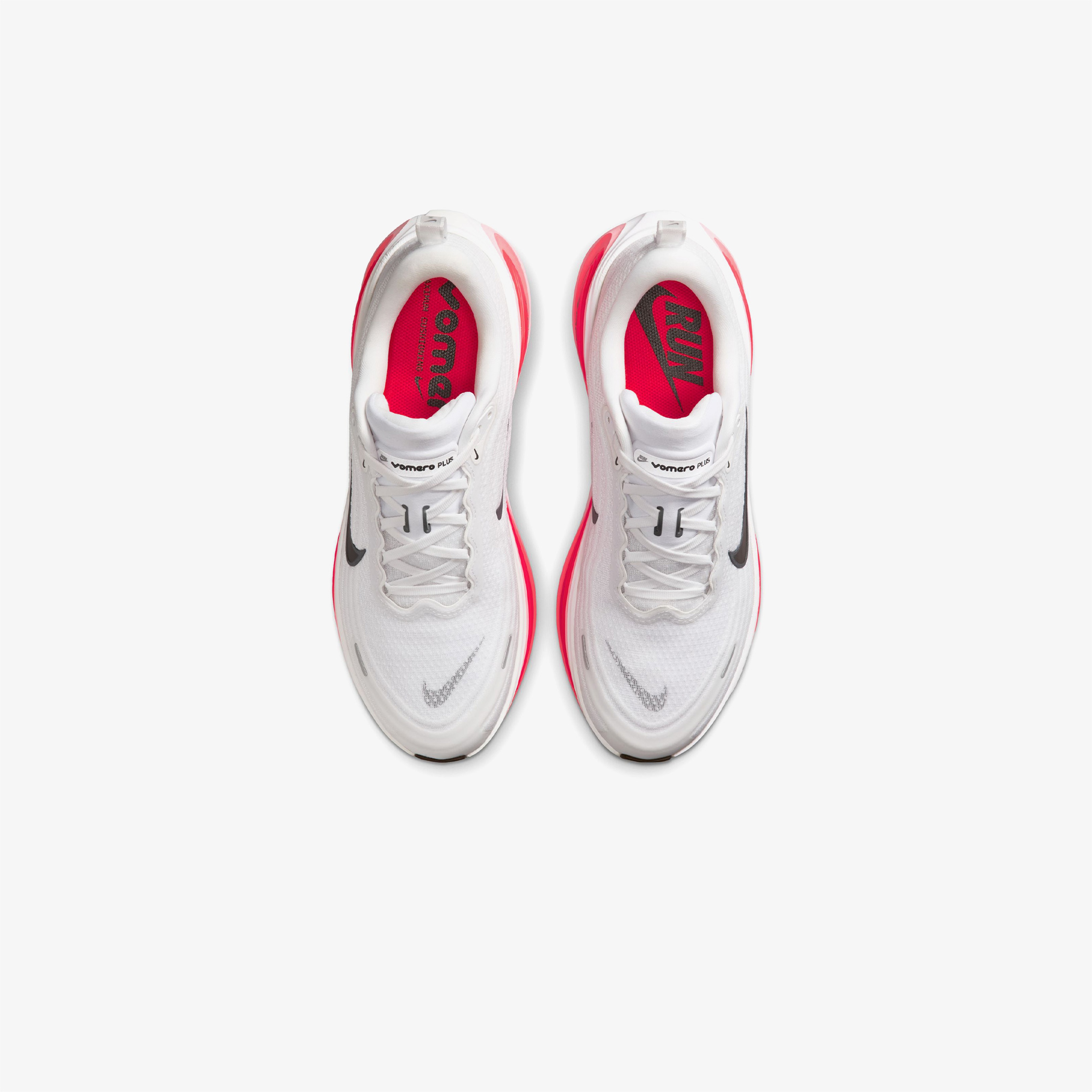 Nike Vomero Plus Erkek Beyaz Koşu Ayakkabısı
