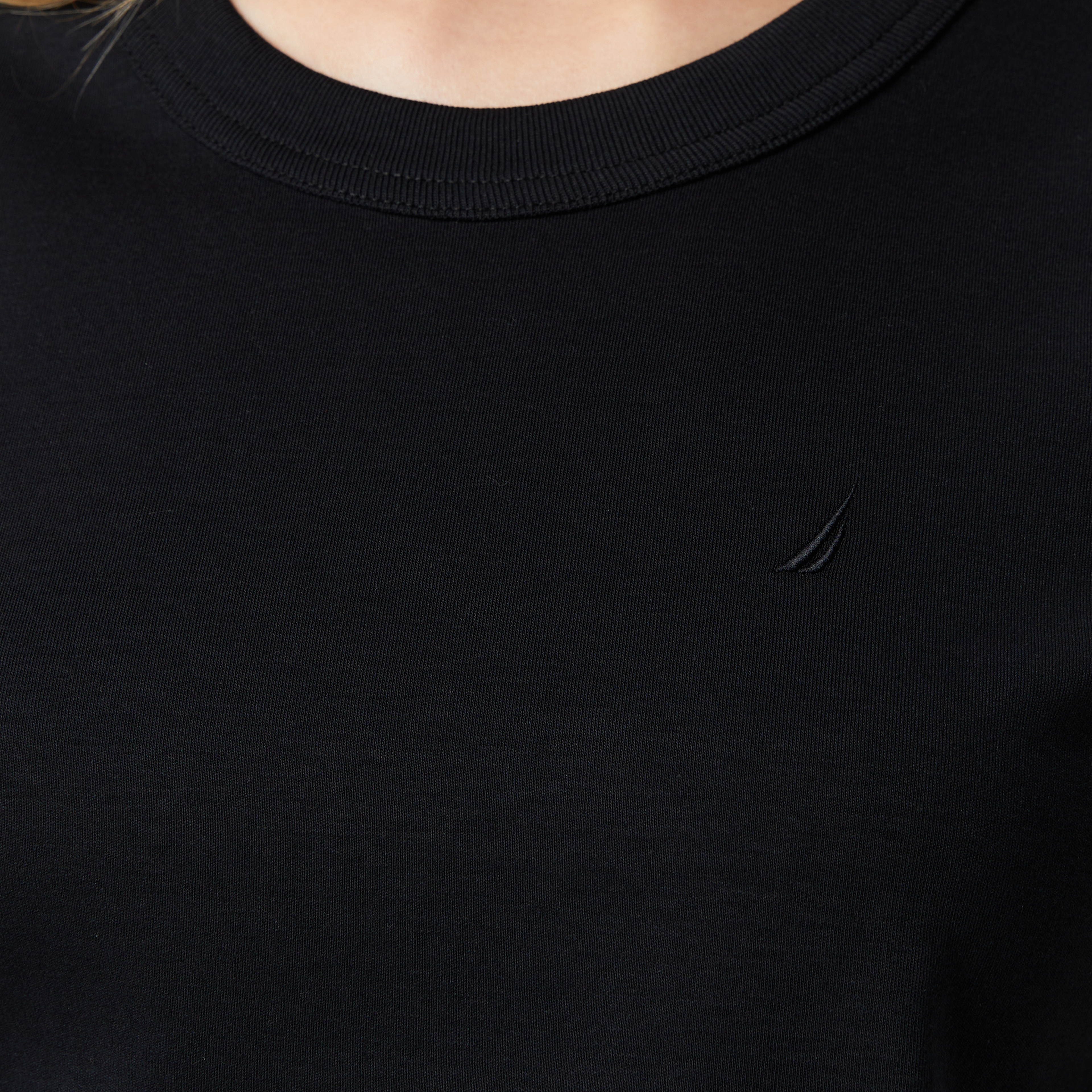 Nautica Kadın Siyah Classic Fit T-Shirt