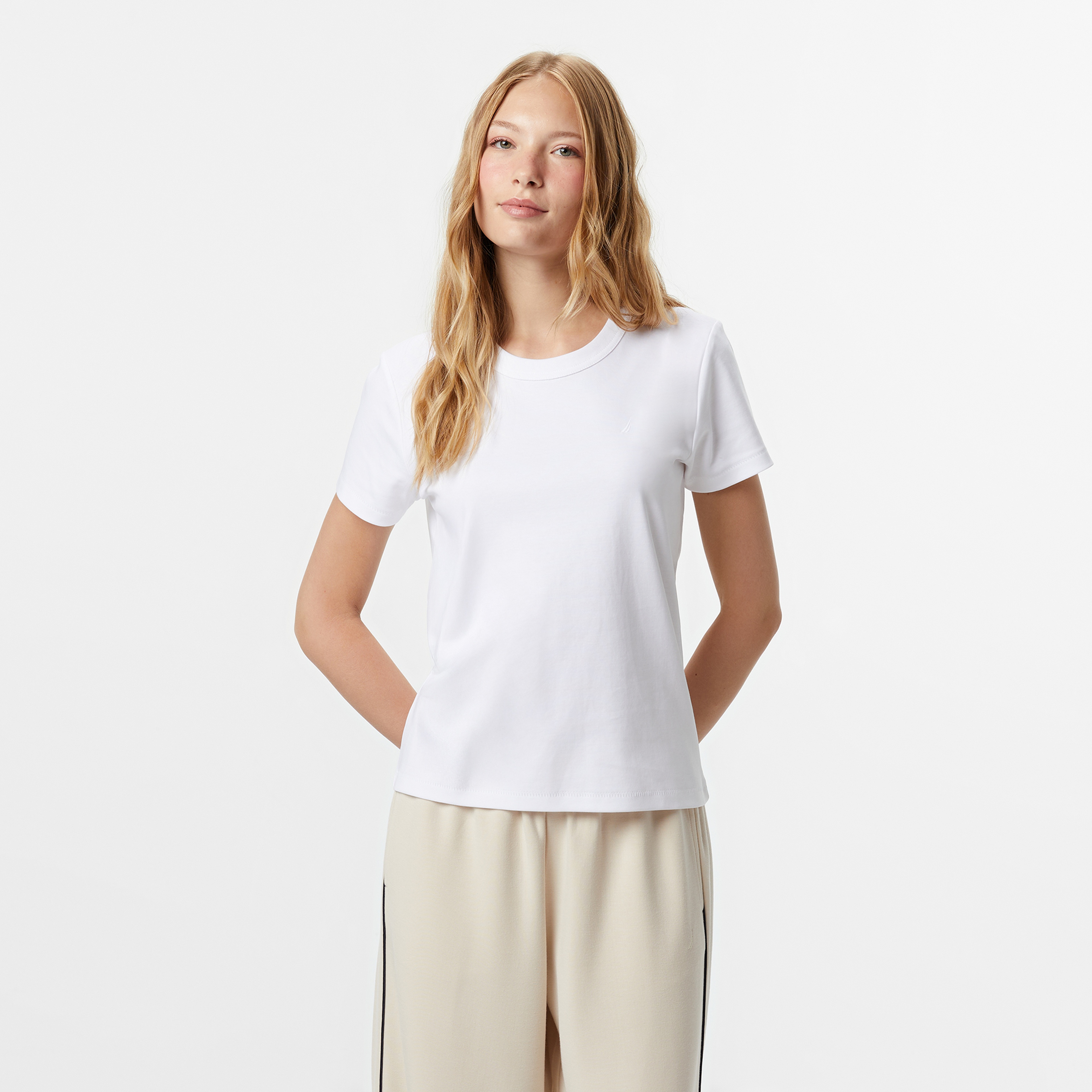 Nautica Kadın Beyaz Classic Fit T-Shirt