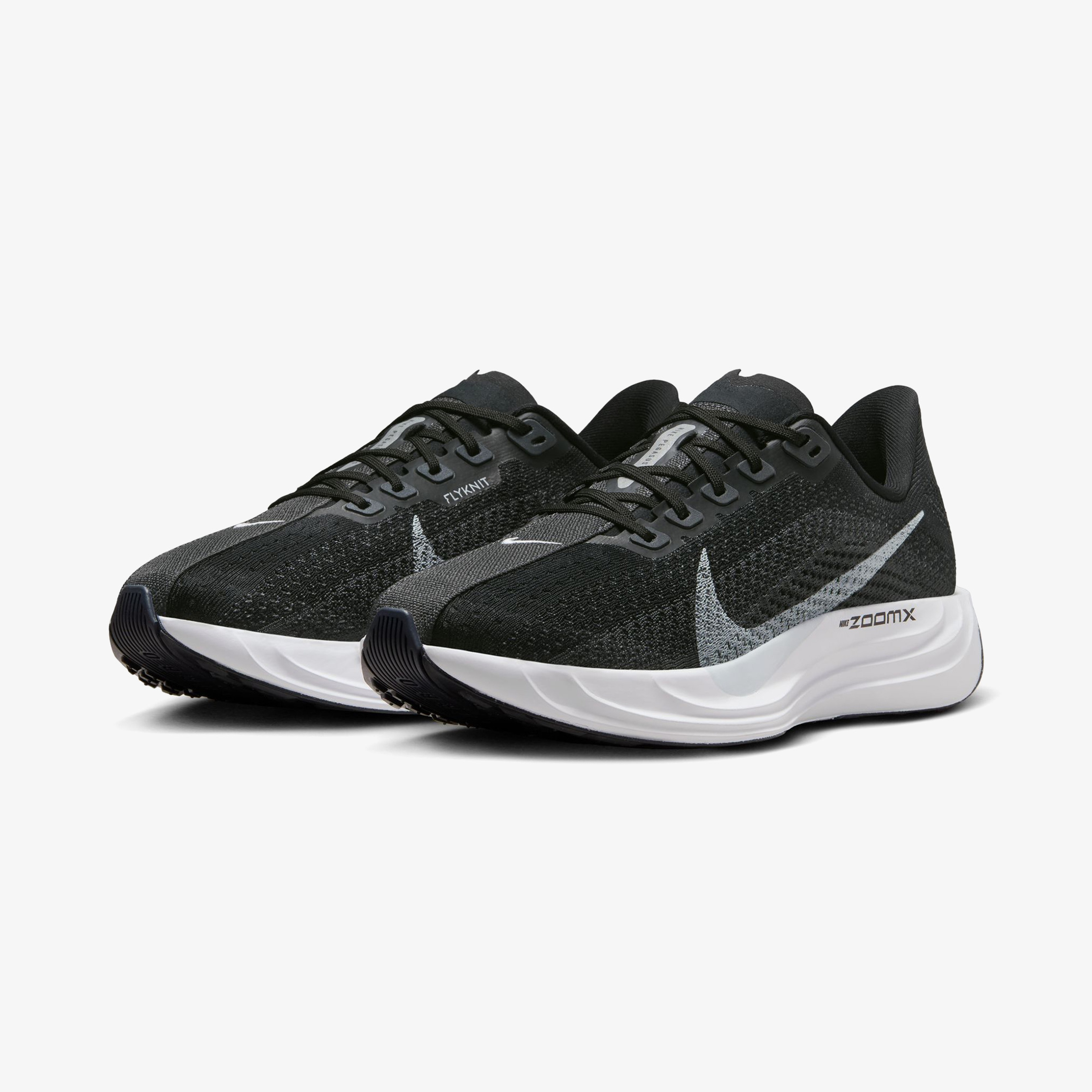 Nike ZoomX Pegasus Turbo Kadın Siyah Koşu Ayakkabısı