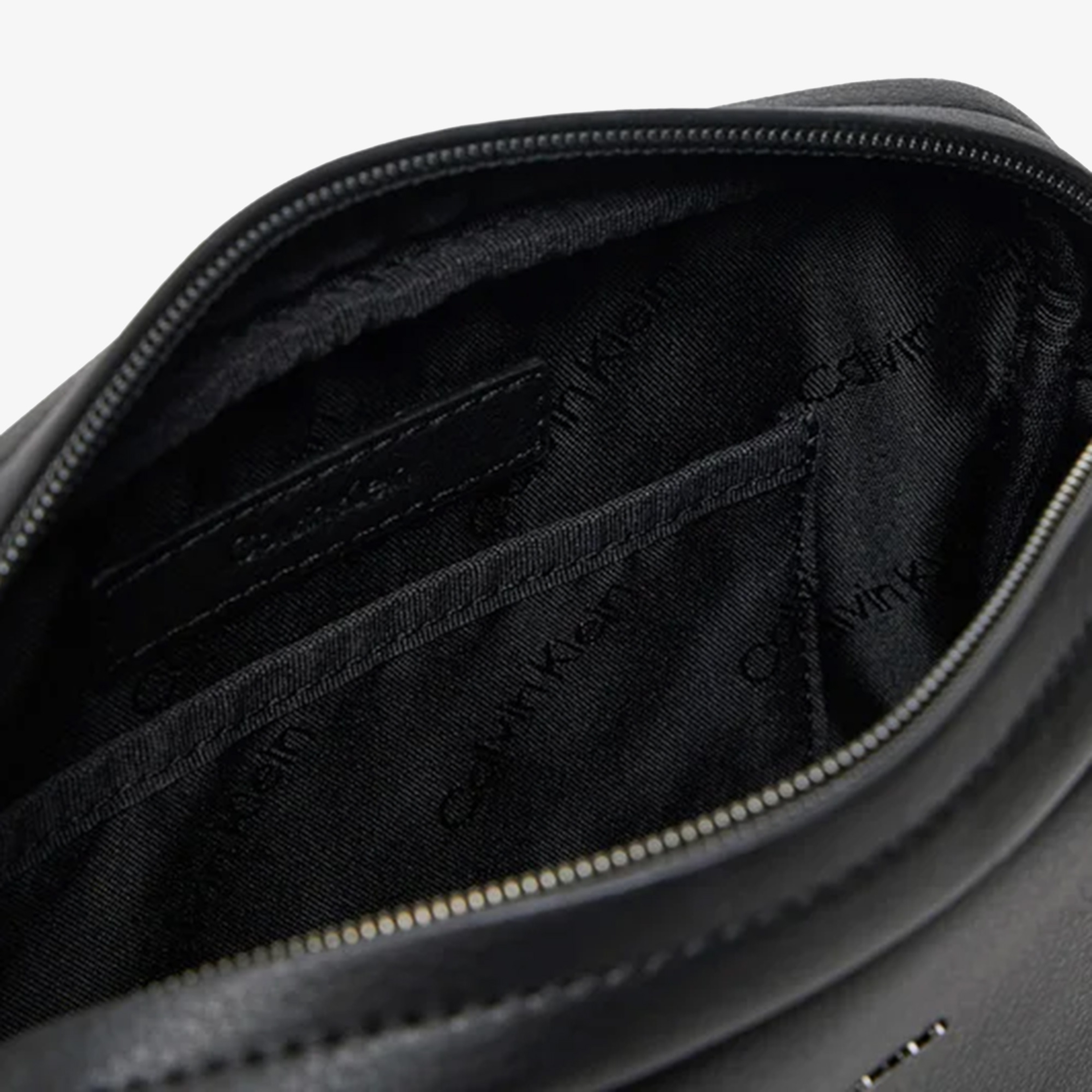 Calvin Klein Modern Business Flat Camera Erkek Siyah El Çantası