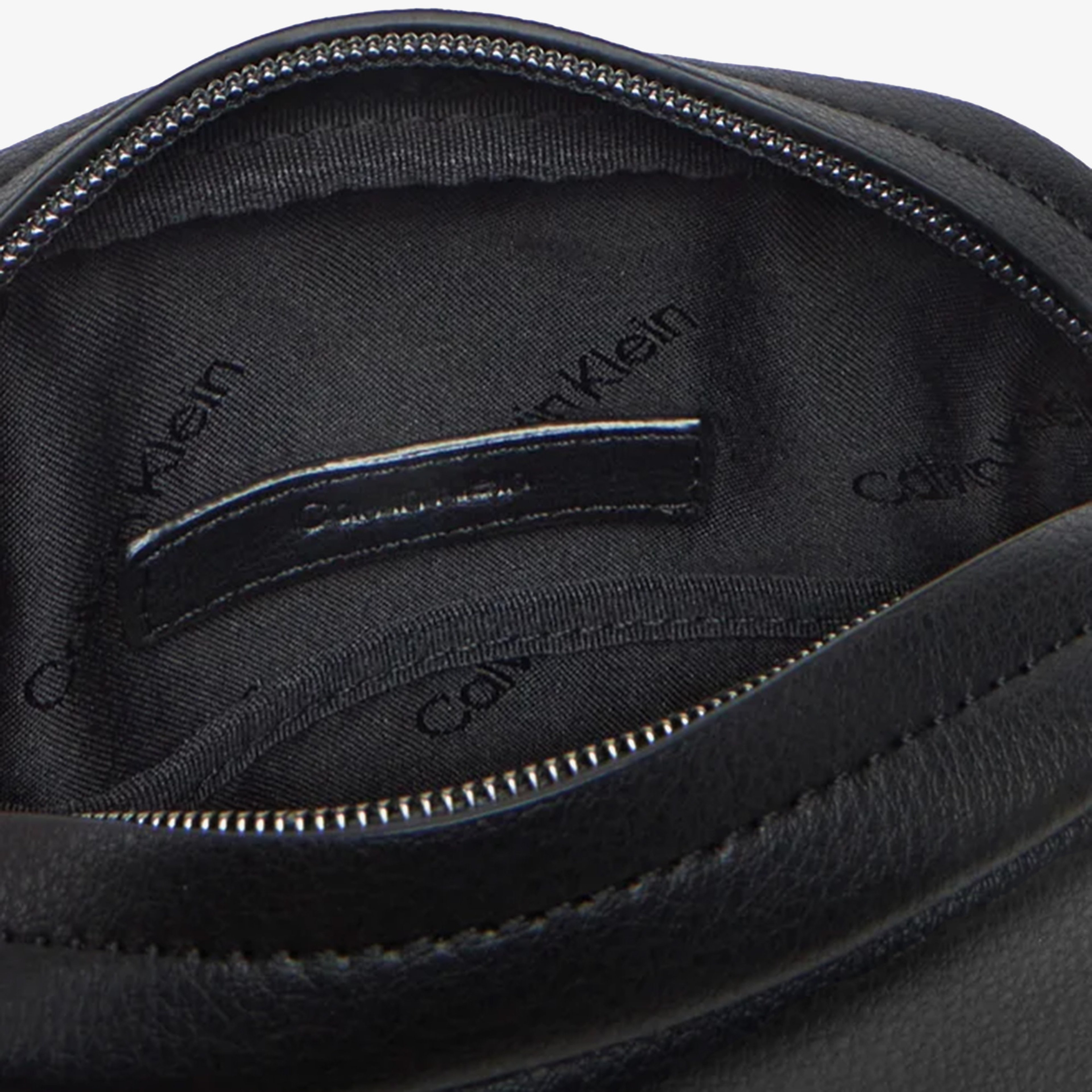 Calvin Klein Modern Business Reporter Erkek Siyah El Çantası