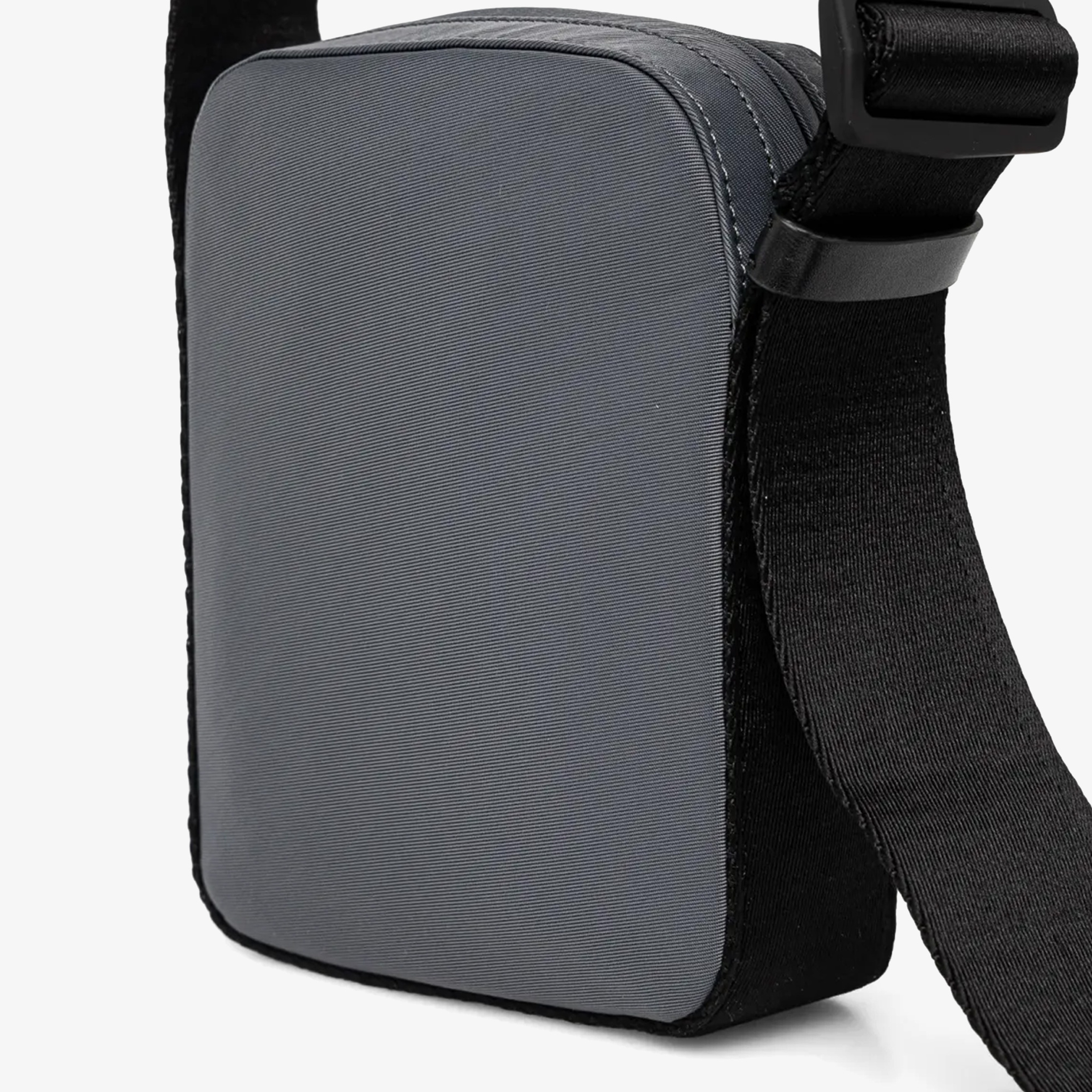 Calvin Klein Ease Reporter S Erkek Mavi El Çantası