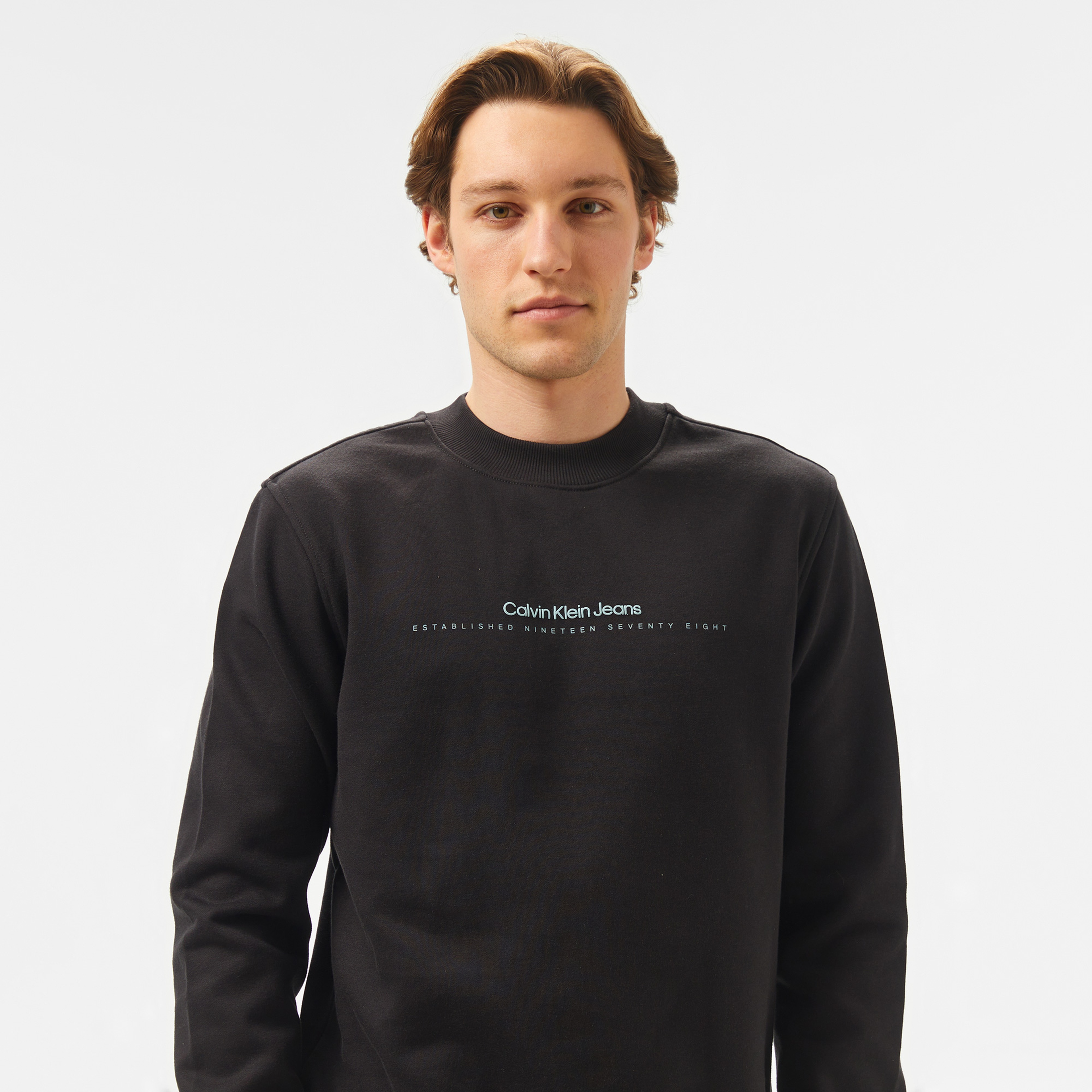 Calvin Klein Minimal Logo Crew Ne Erkek Siyah Sweatshirt