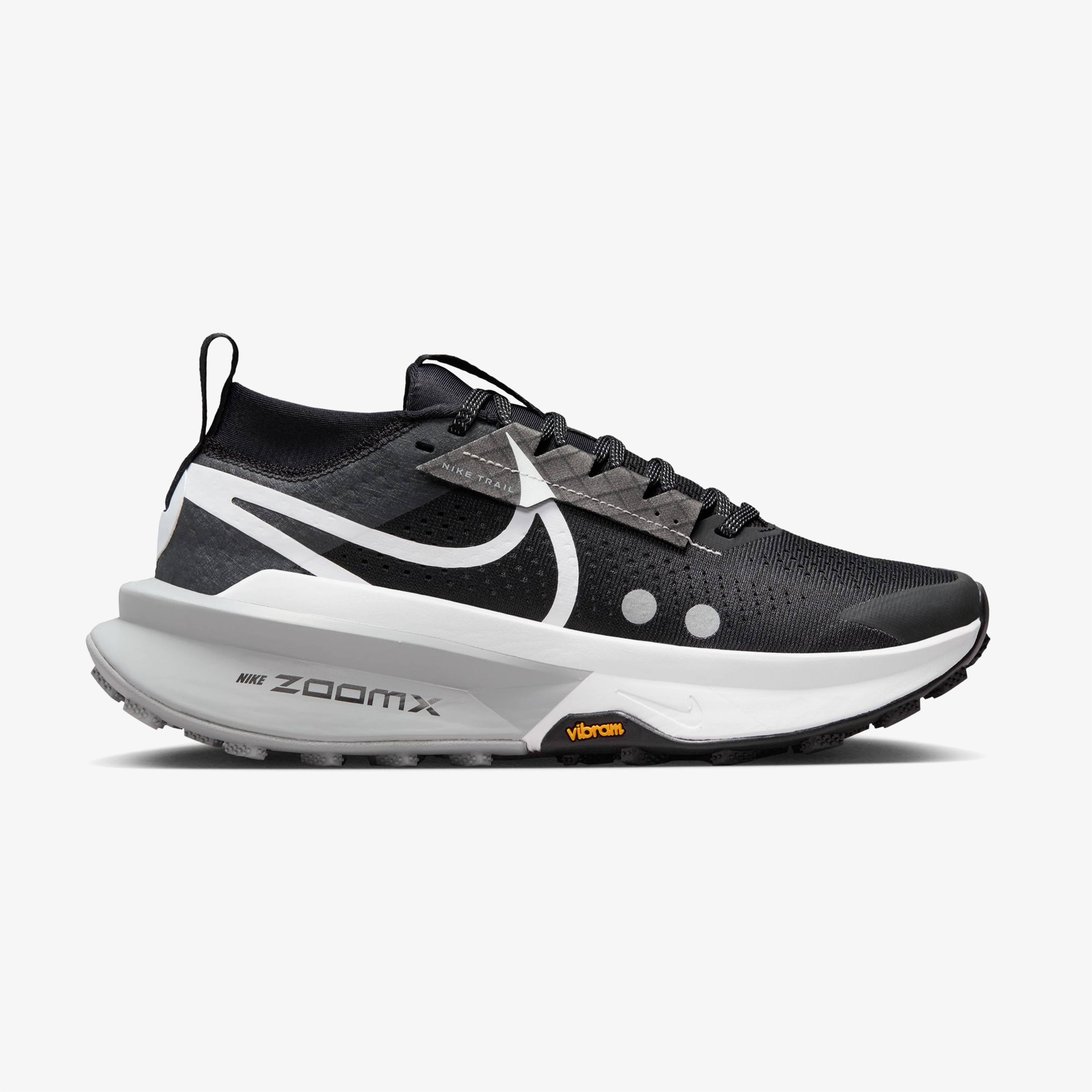 Nike Zoom X Zegama Kadın Siyah Koşu Ayakkabısı