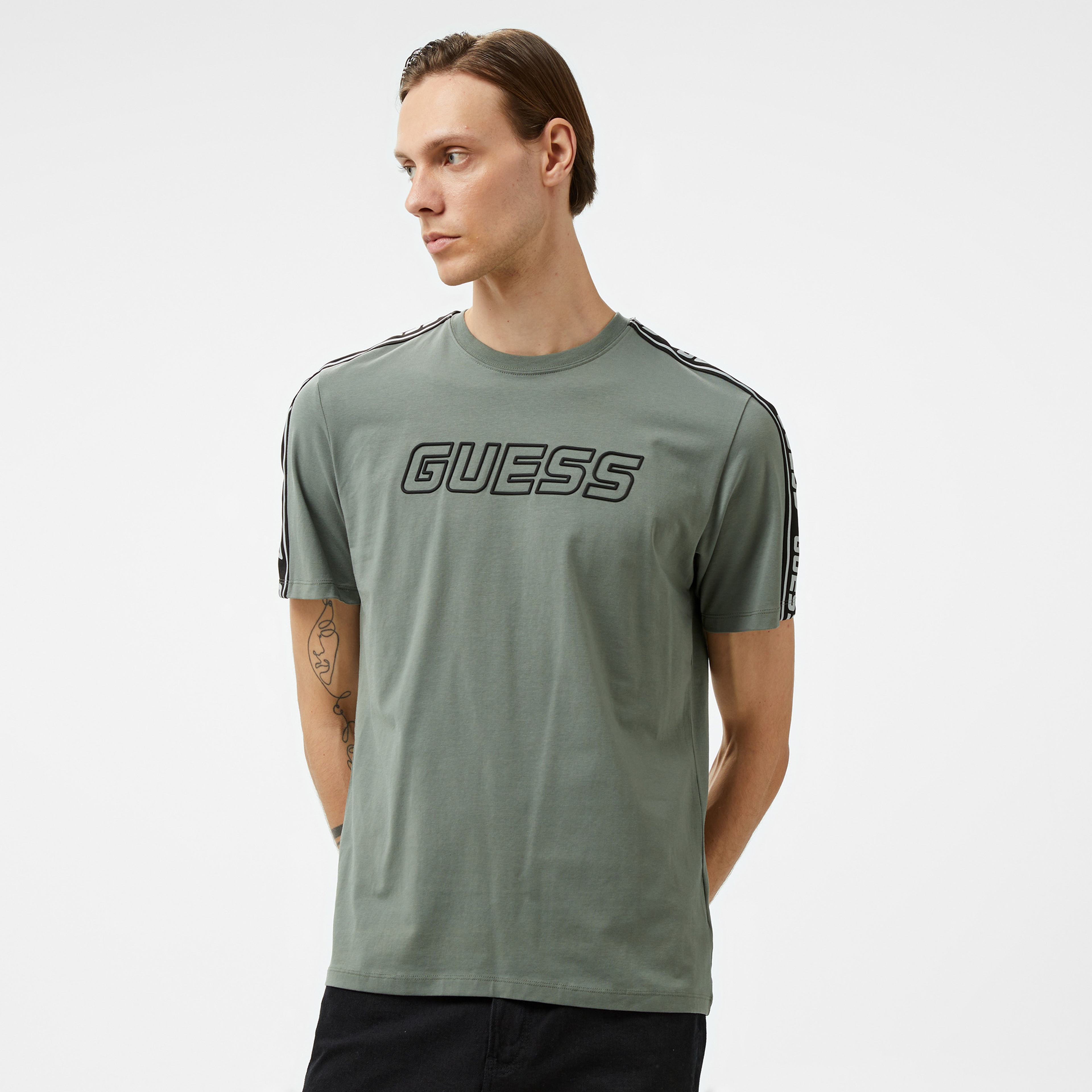 Guess Arlo Mid Organic Stretch Jersey 180 Erkek Haki T-Shirt