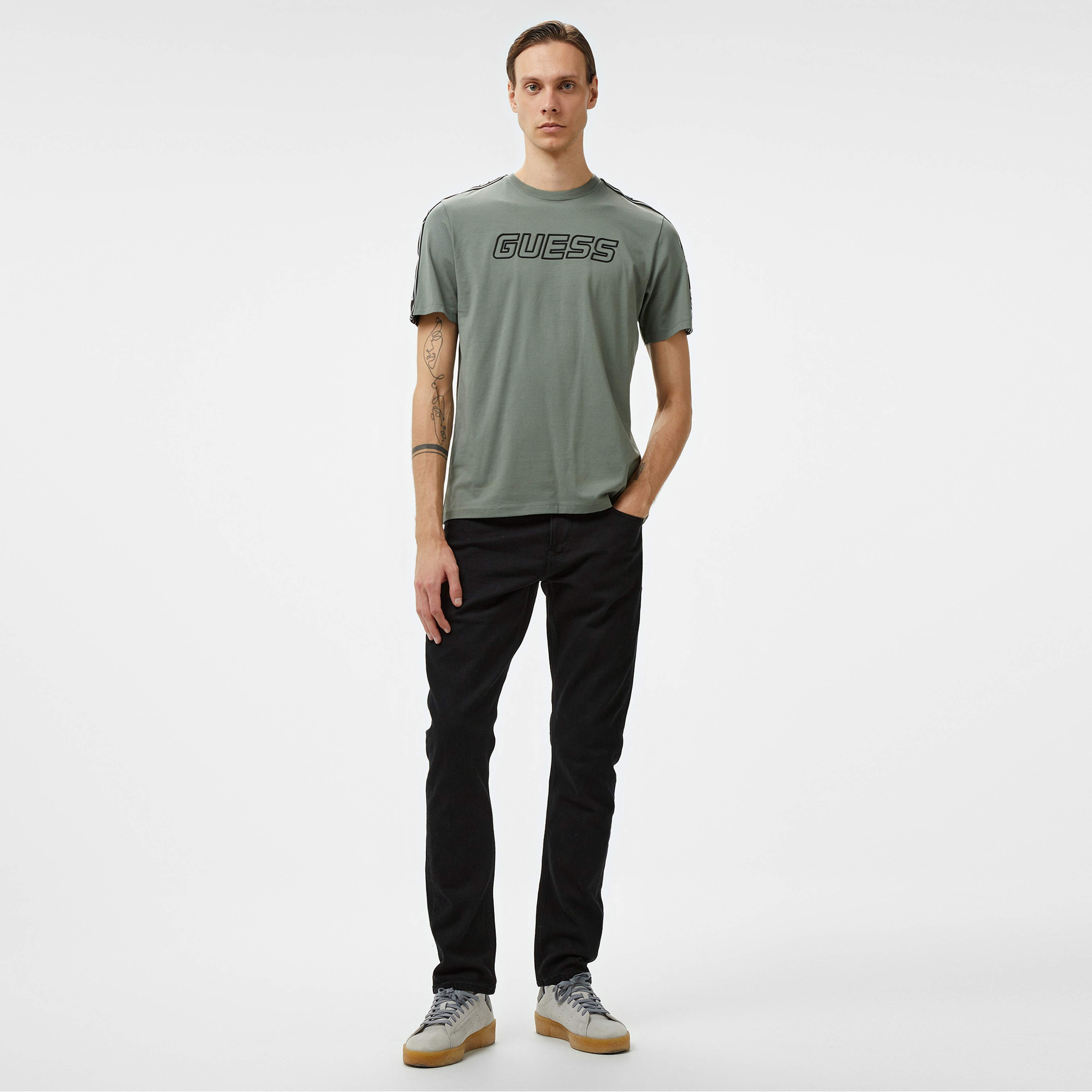 Guess Arlo Mid Organic Stretch Jersey 180 Erkek Haki T-Shirt
