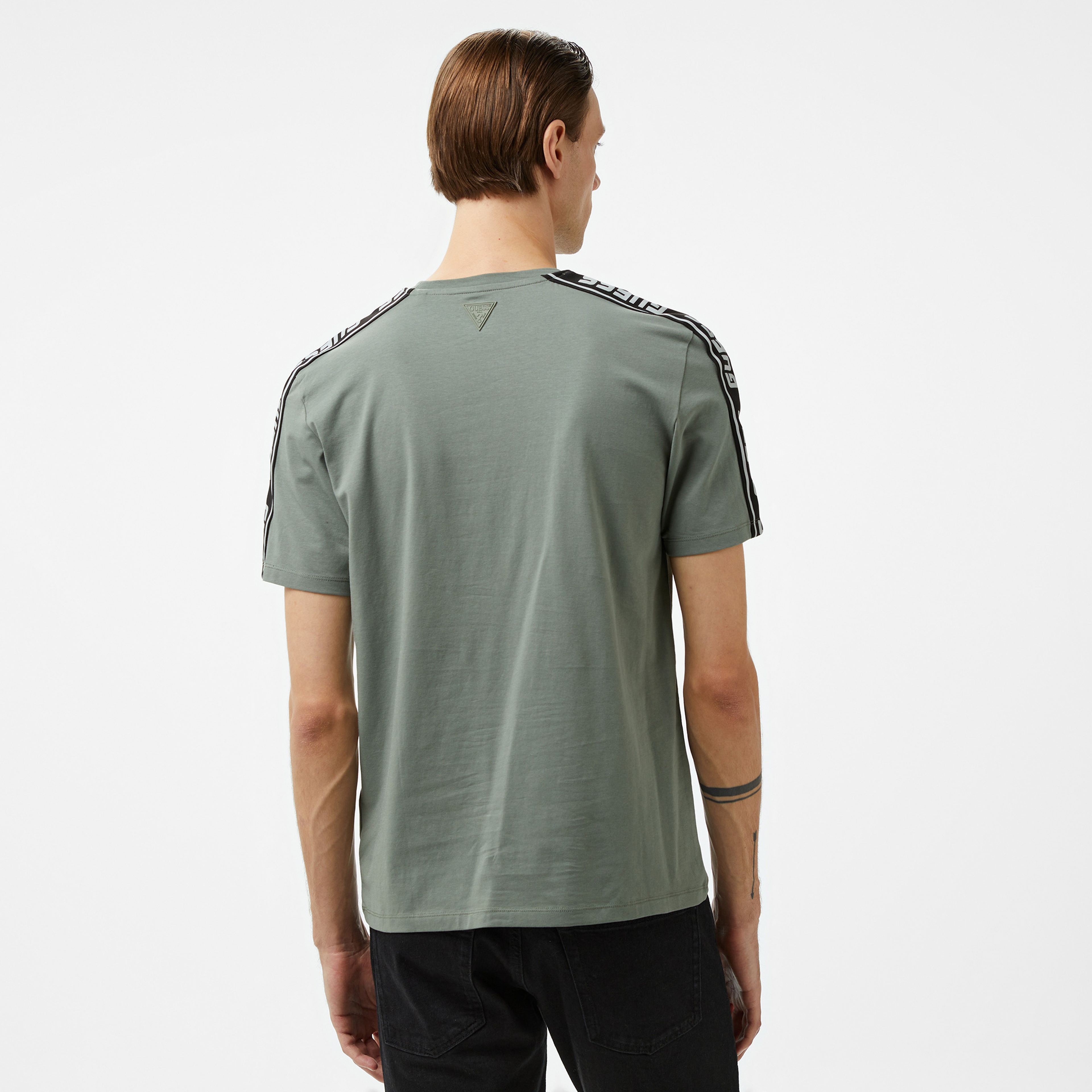 Guess Arlo Mid Organic Stretch Jersey 180 Erkek Haki T-Shirt