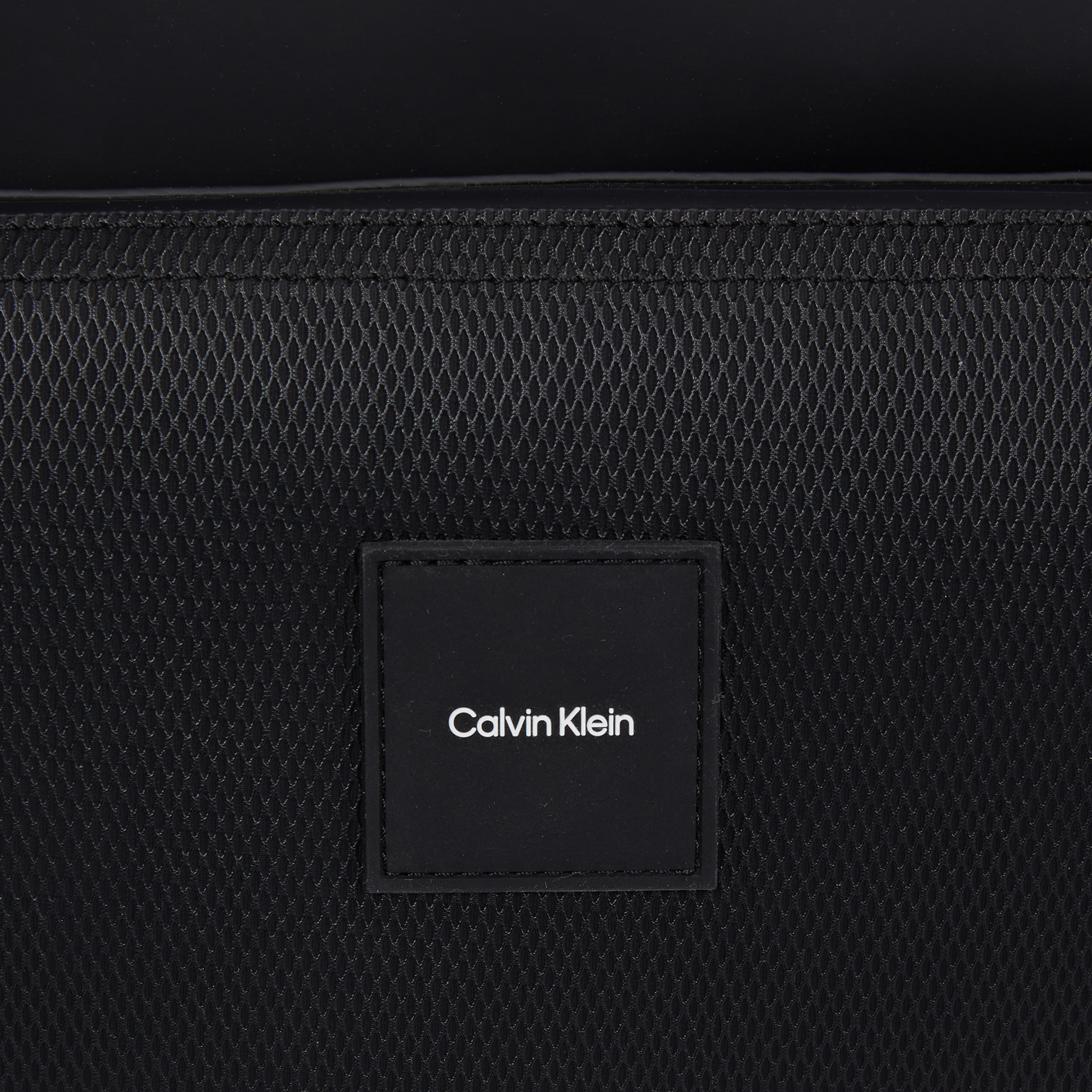 Calvin Klein Essential Squared Bp Rub Erkek Siyah Sirt Çantası
