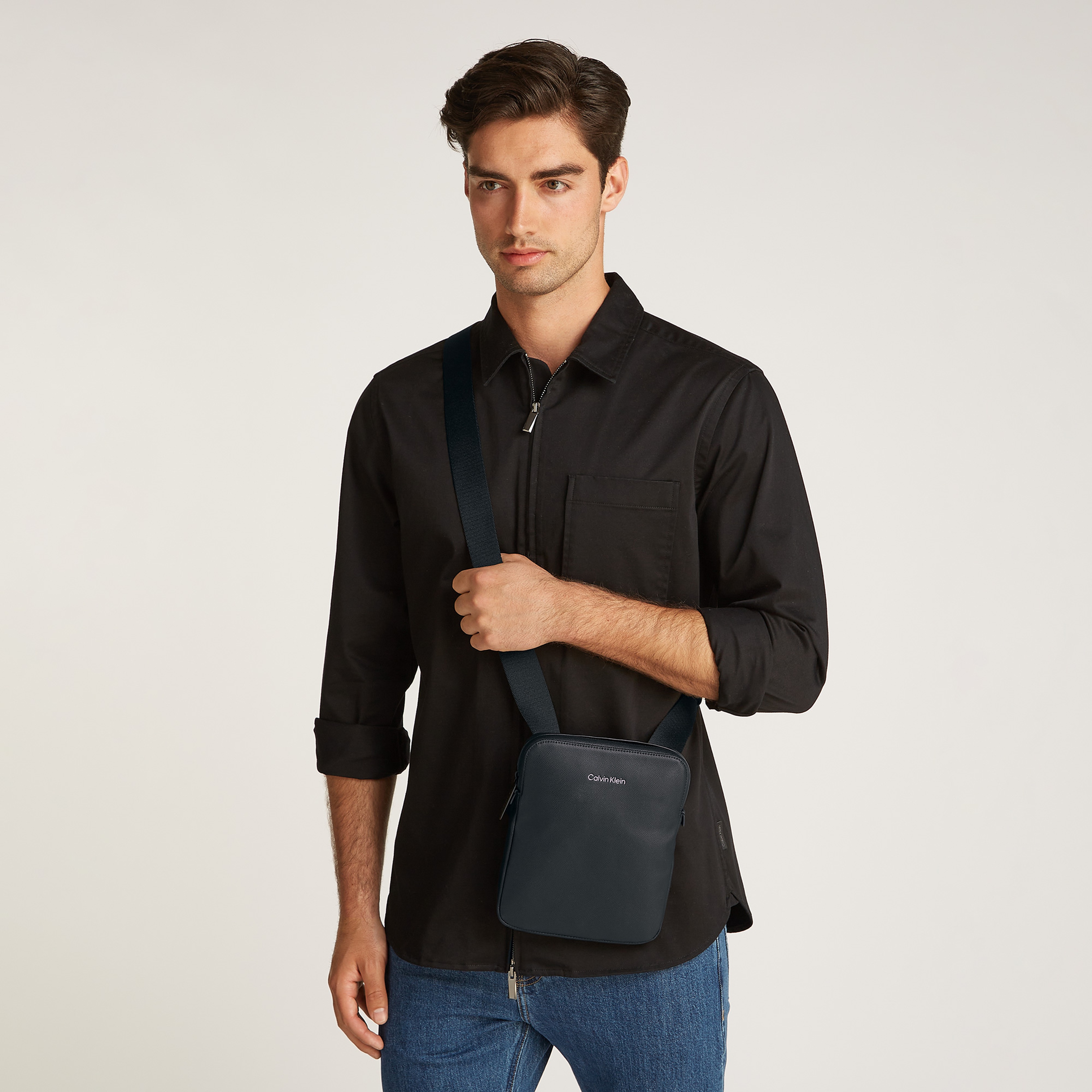 Calvin Klein Must Flatpa Erkek Siyah El Çantası