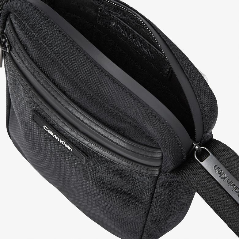 Calvin Klein Essential Reporter Xs Erkek Siyah El Çantası