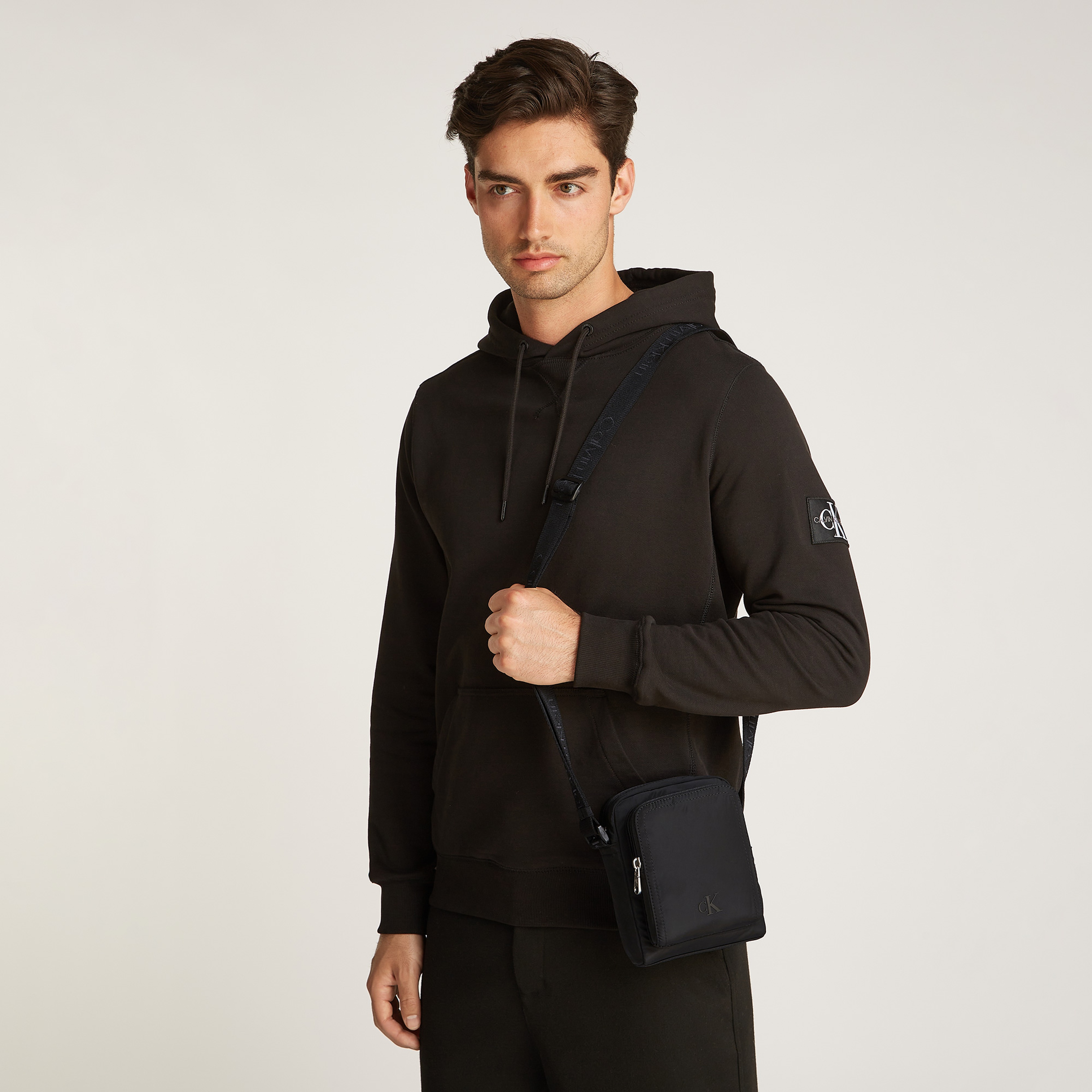 Calvin Klein Ultralight Reporter Xs Ny Erkek Siyah El Çantası