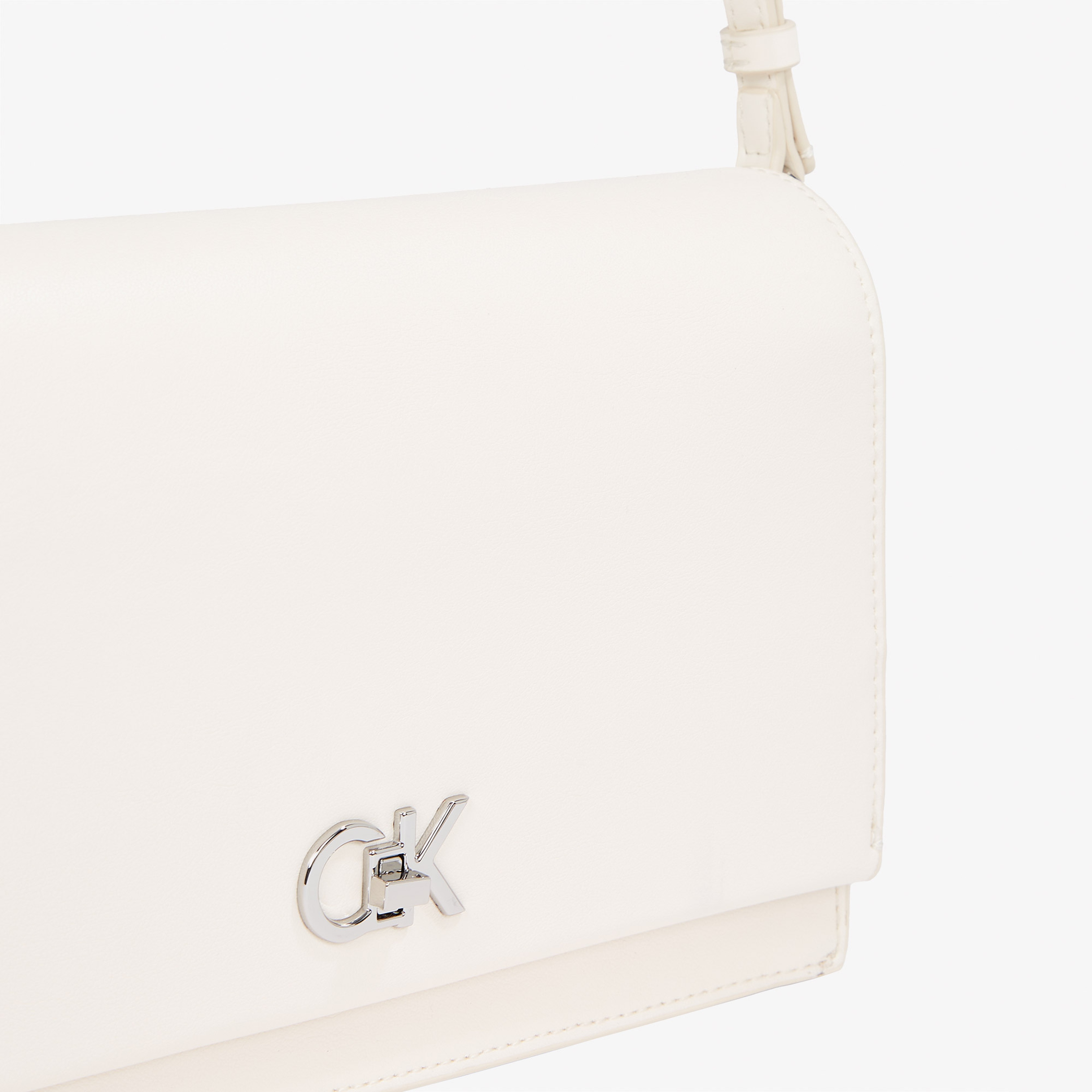 Calvin Klein Kadın Beyaz Çanta