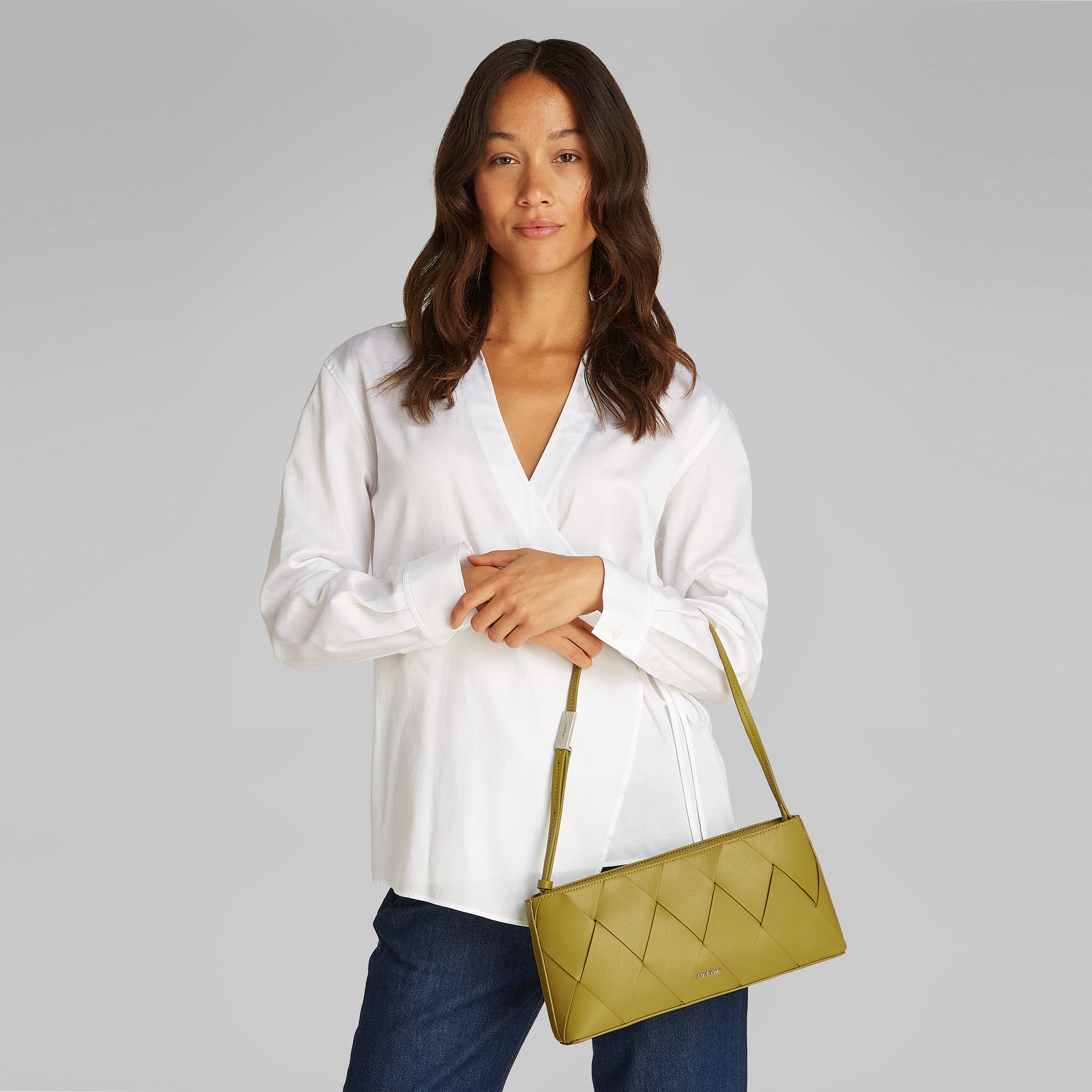 Calvin Klein Woven Elongated Kadın Yeşil El Çantası