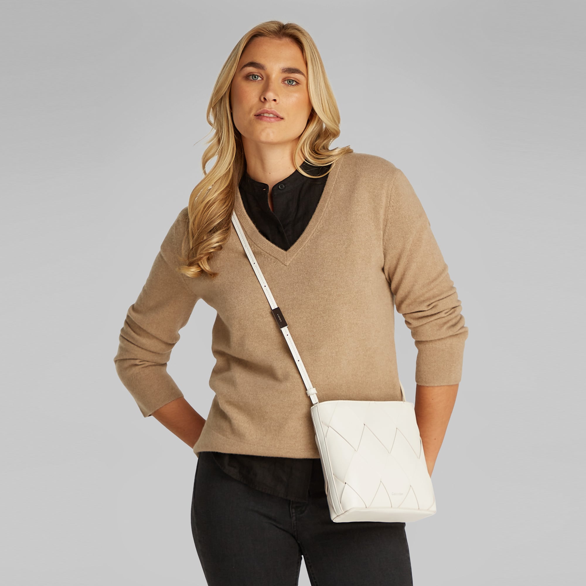 Calvin Klein Kadın Krem El Çantası