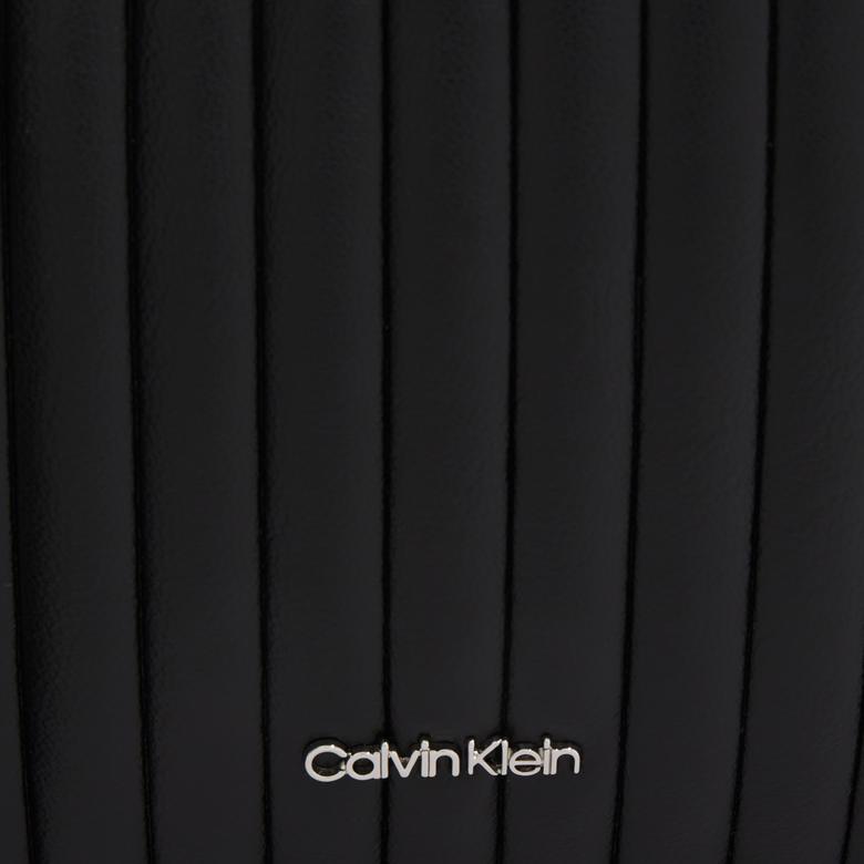Calvin Klein Mini Camera Kadın Siyah El Çantası