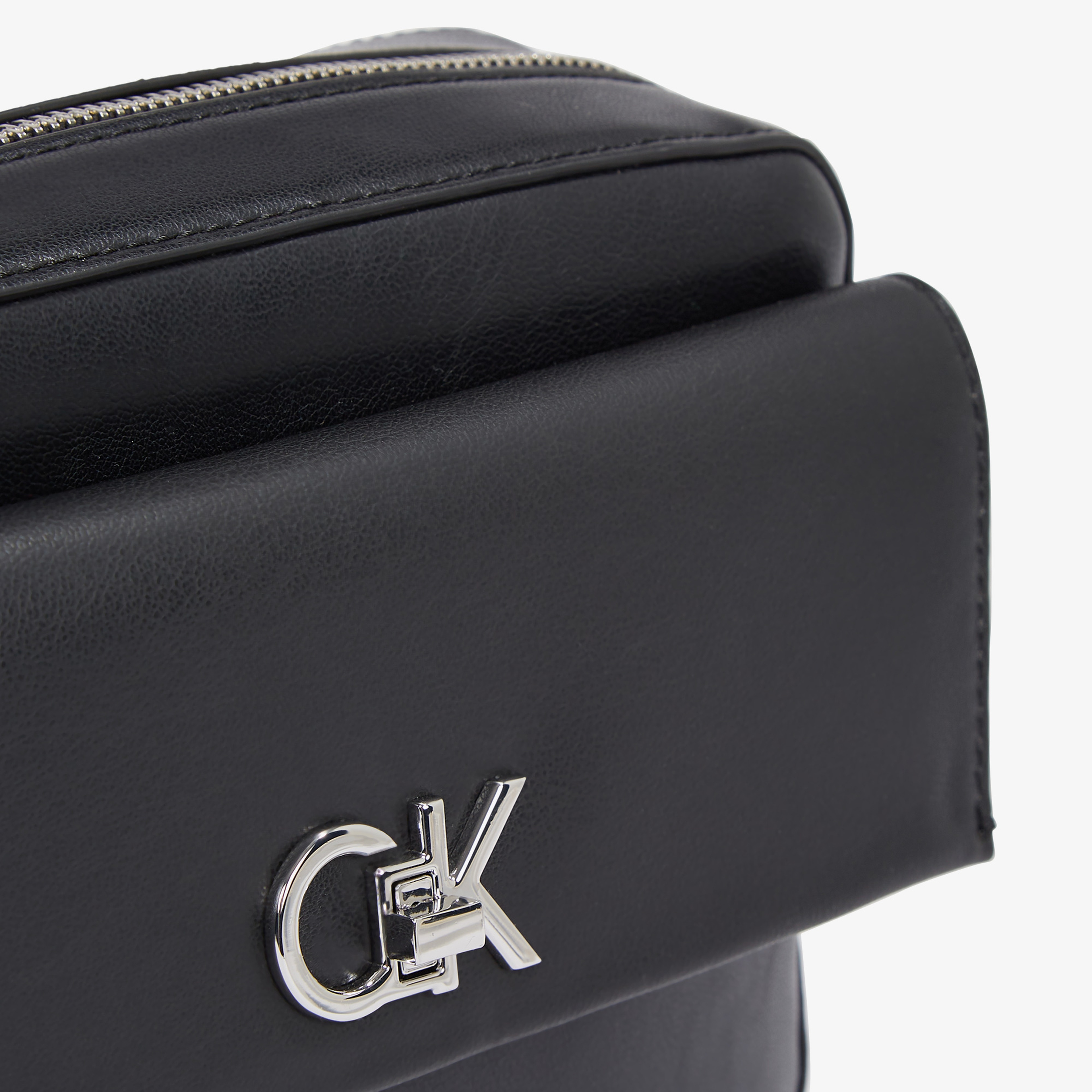 Calvin Klein Poet Camera Kadın Siyah El Çantası