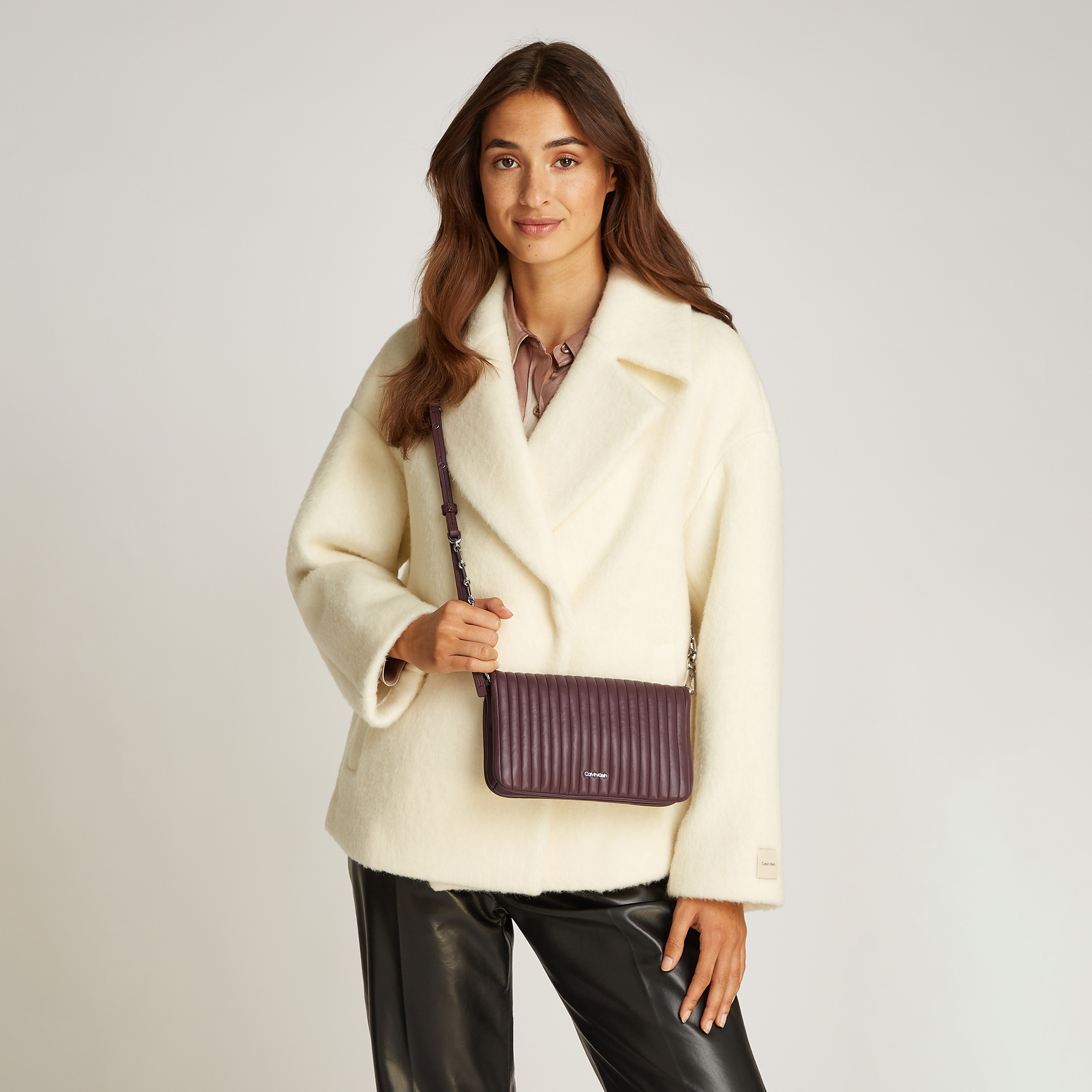 Calvin Klein Mini Line Quilt Crossbody Kadın Mor El Çantası