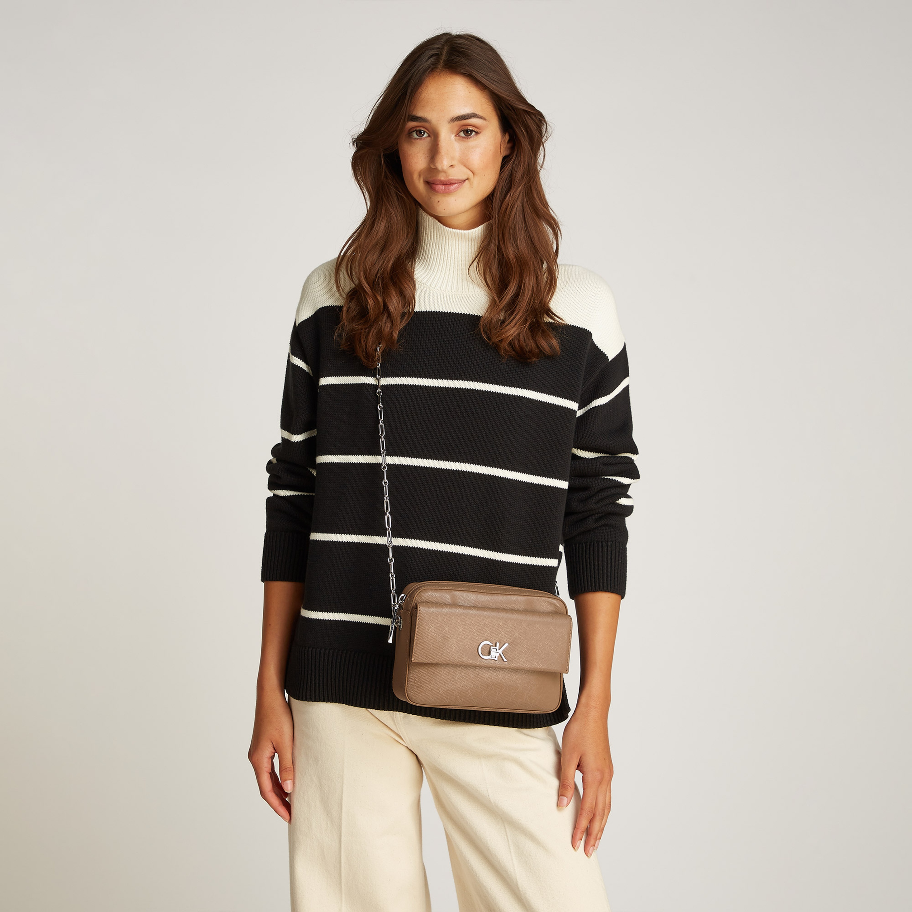 Calvin Klein Kadın Bej Çanta